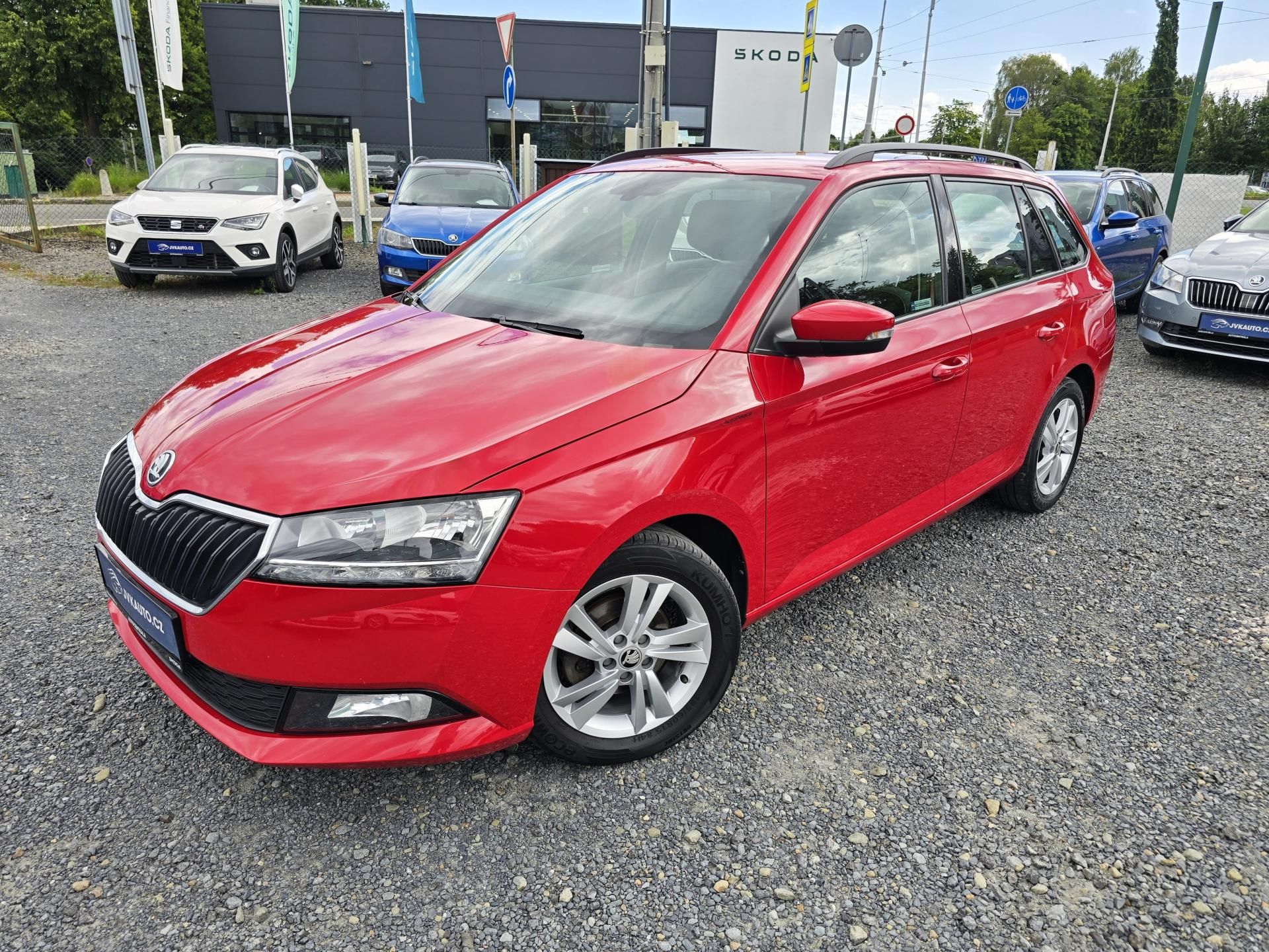 Škoda Fabia, 1.0TSI 70KW TOUR SmartLink ČR - fotka 2