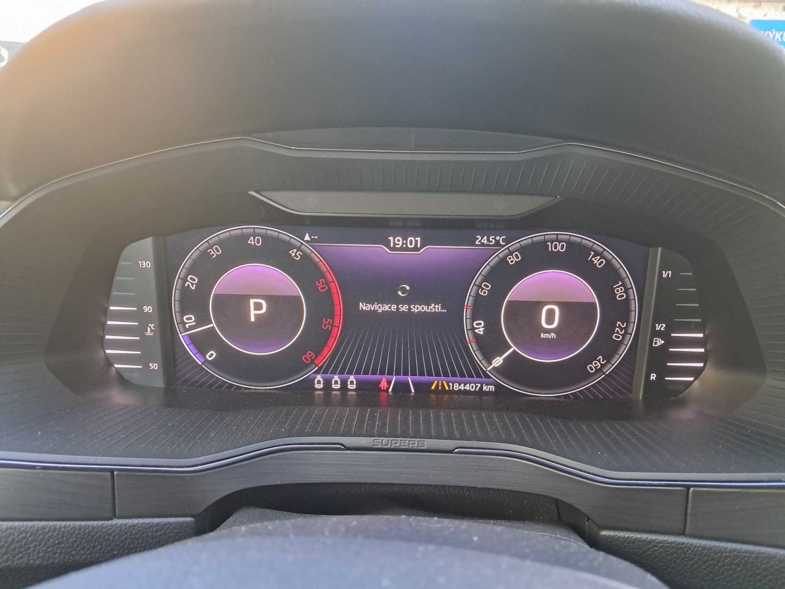 Škoda Superb, 2.0 TDI, Style Plus, Automat - fotka 3
