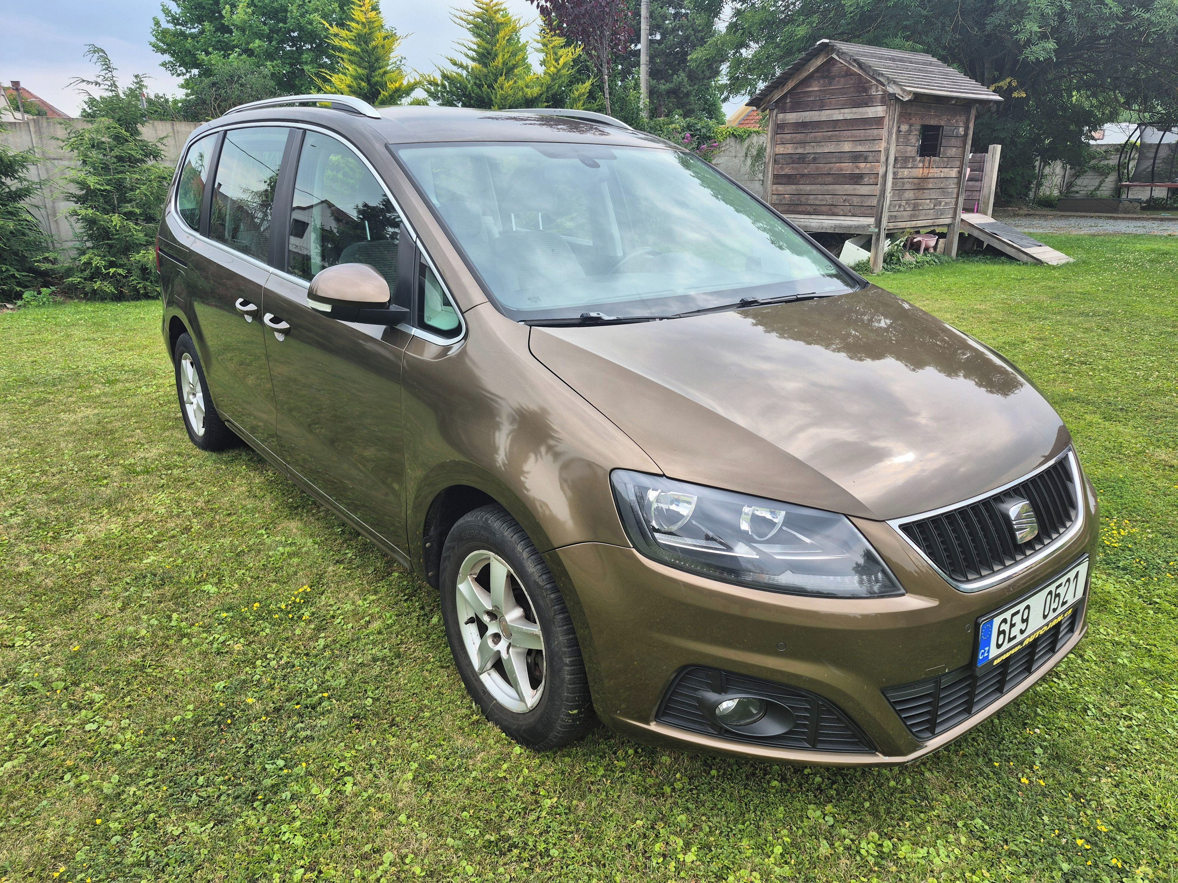 Seat Alhambra, 2.0 TDI - fotka 3