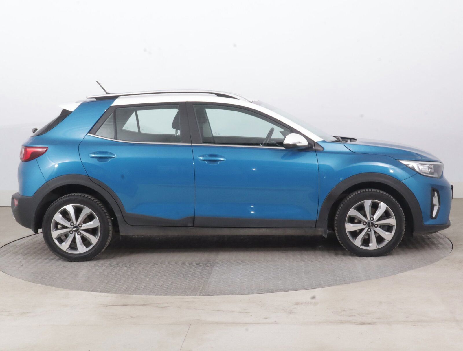 Kia Stonic, 1.0 T-GDI, EXCLUSIVE, DPH - fotka 6
