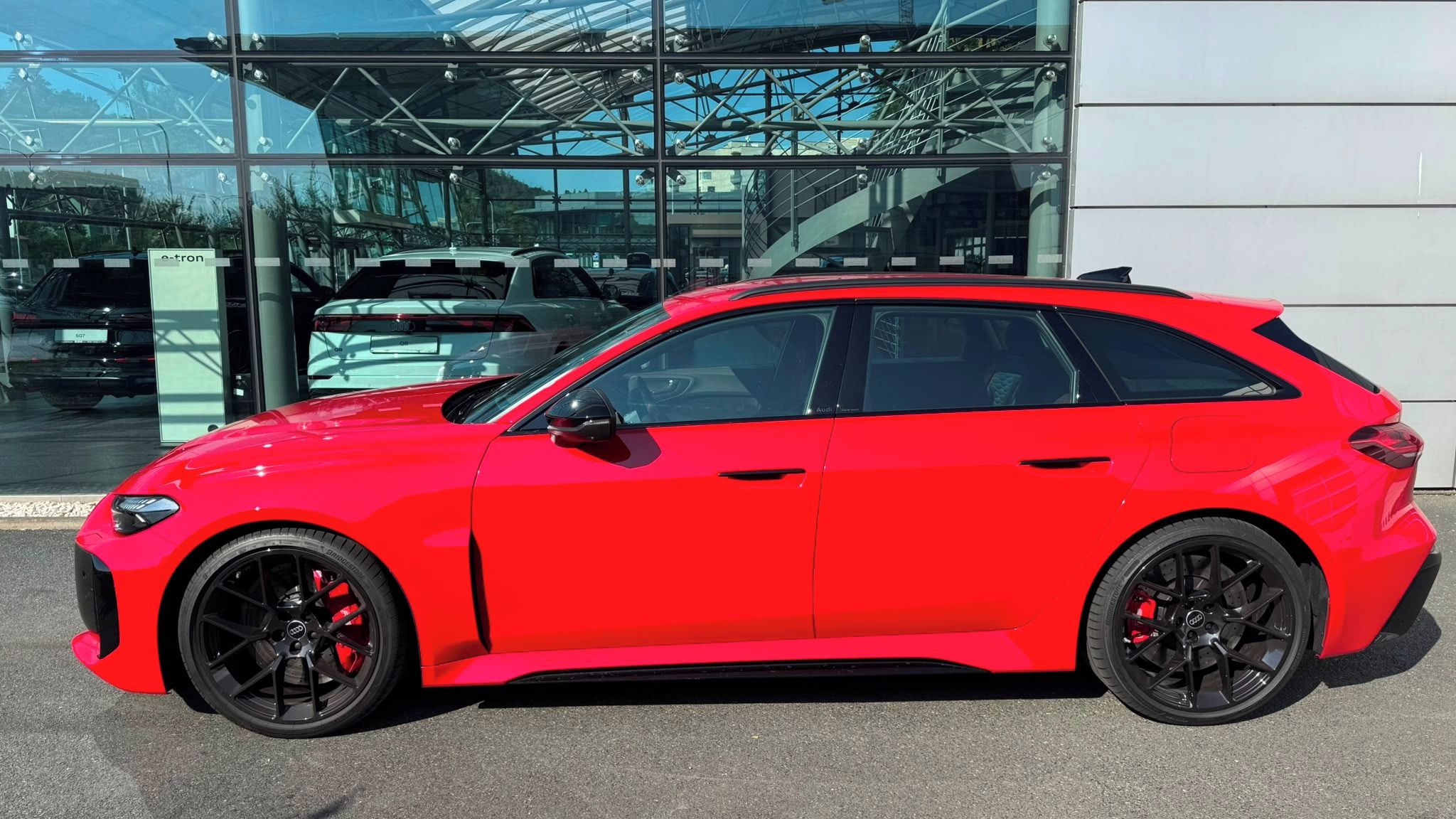 Audi RS5, Avant e-hybrid quattro 470 kW - fotka 2