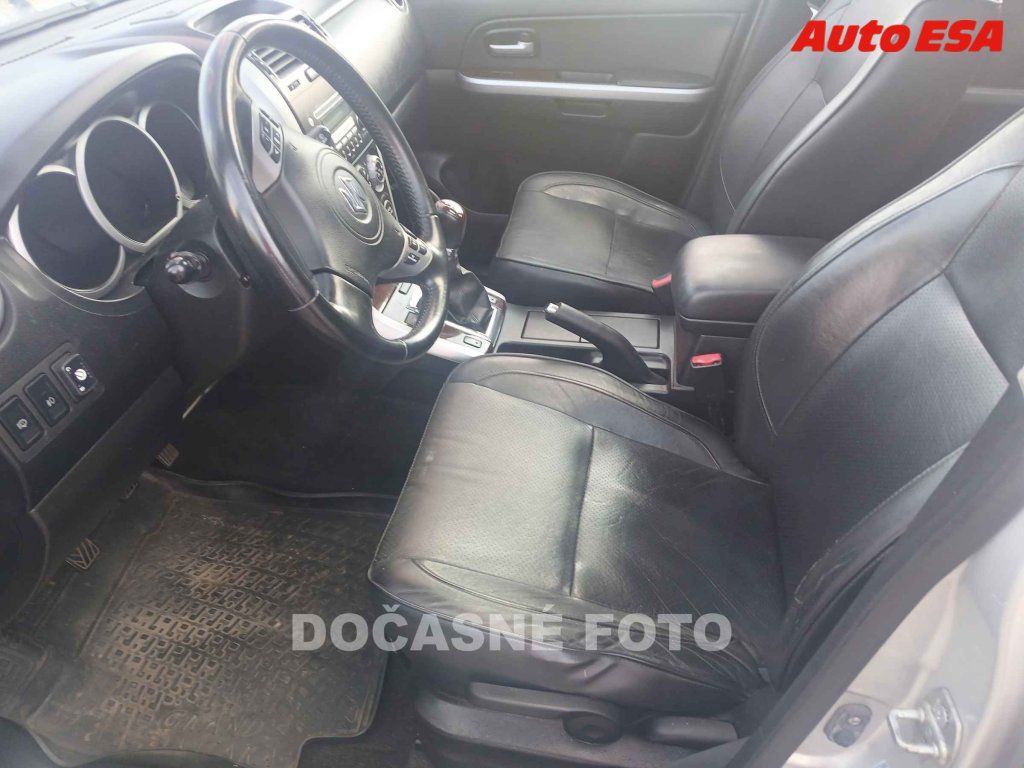 Suzuki Grand Vitara, 2.0i - fotka 3