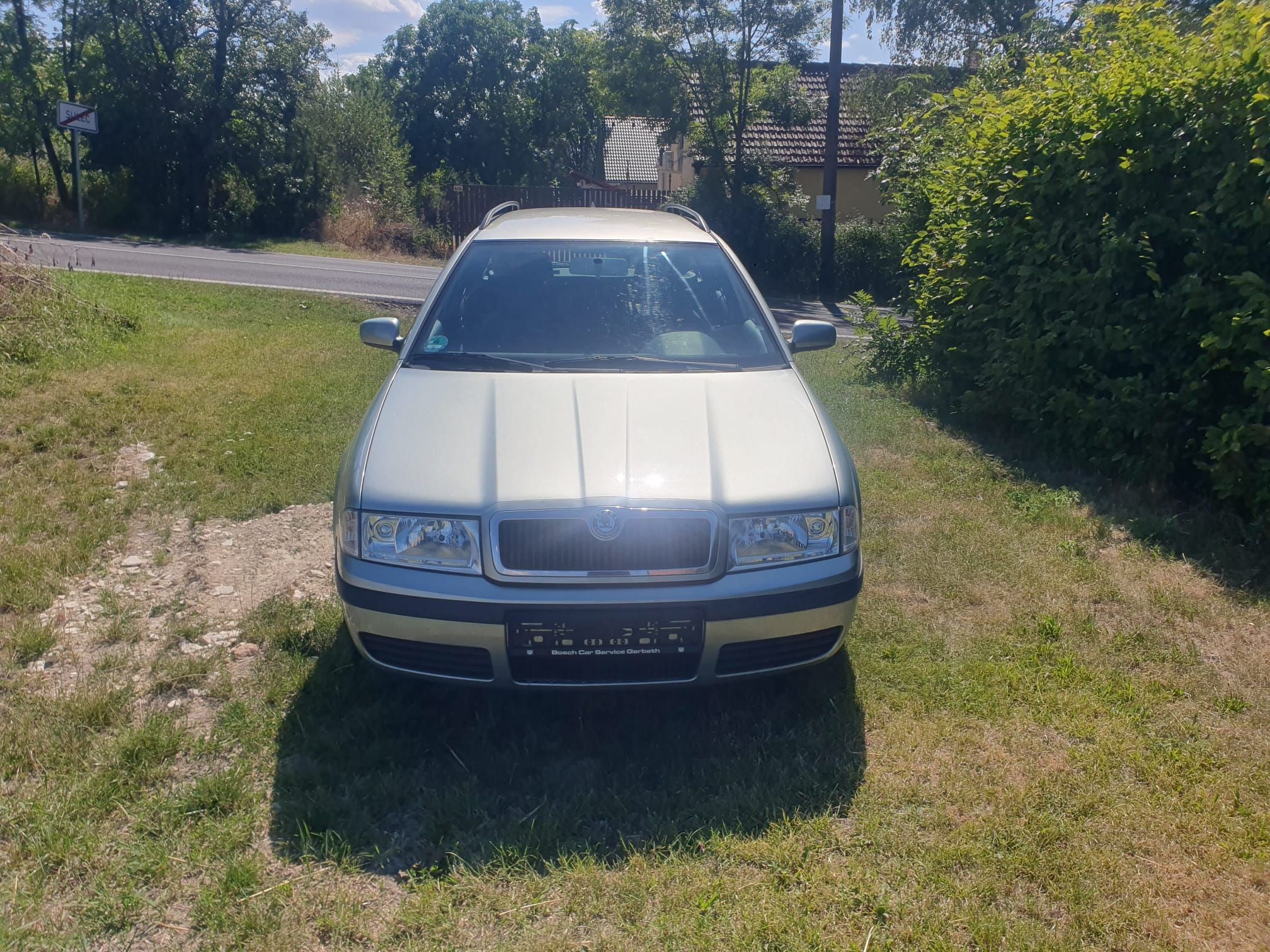 Škoda Octavia, 1,6i Tour * Po 1. majiteli * - fotka 3