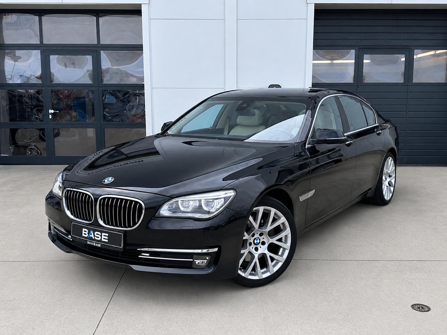 BMW Řada 7, 730d