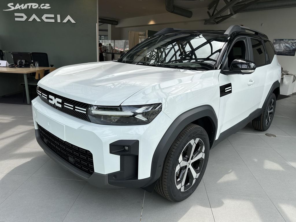 Dacia Bigster, Journey HYBRID 155 - SKLADEM