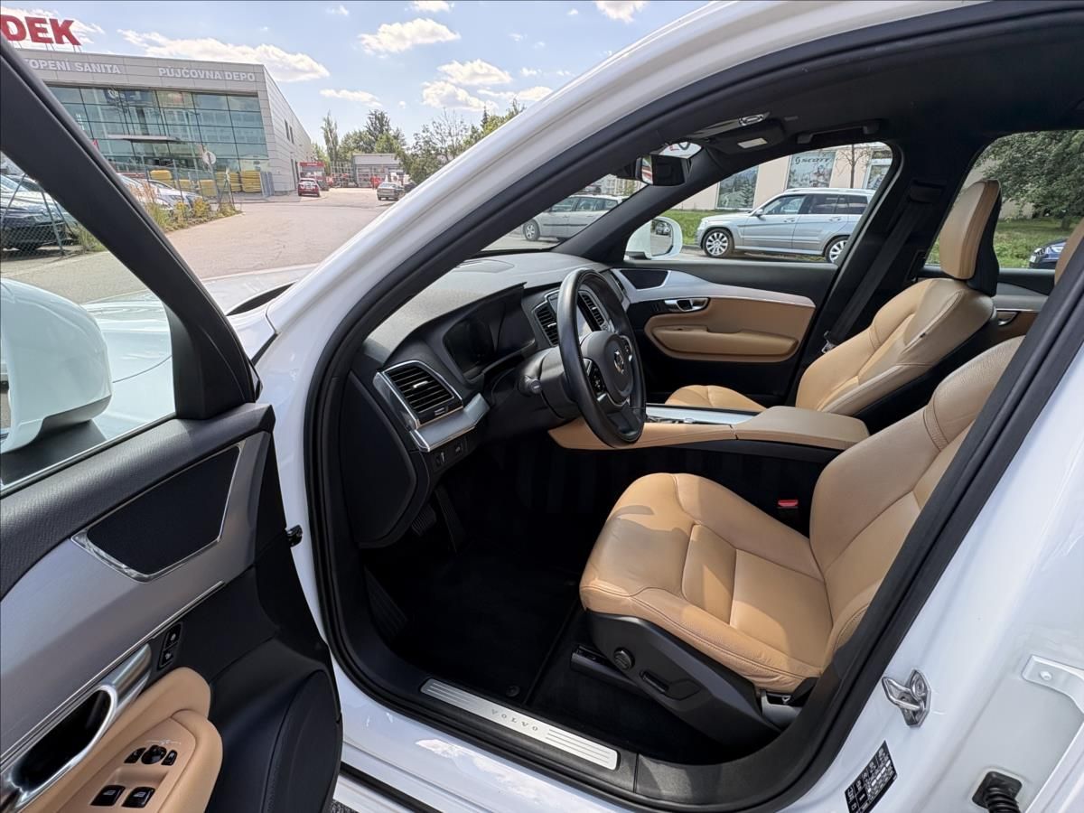 Volvo XC90, 2,0 D5 173kW,Led,Kůže,ACC,1Maj - fotka 3