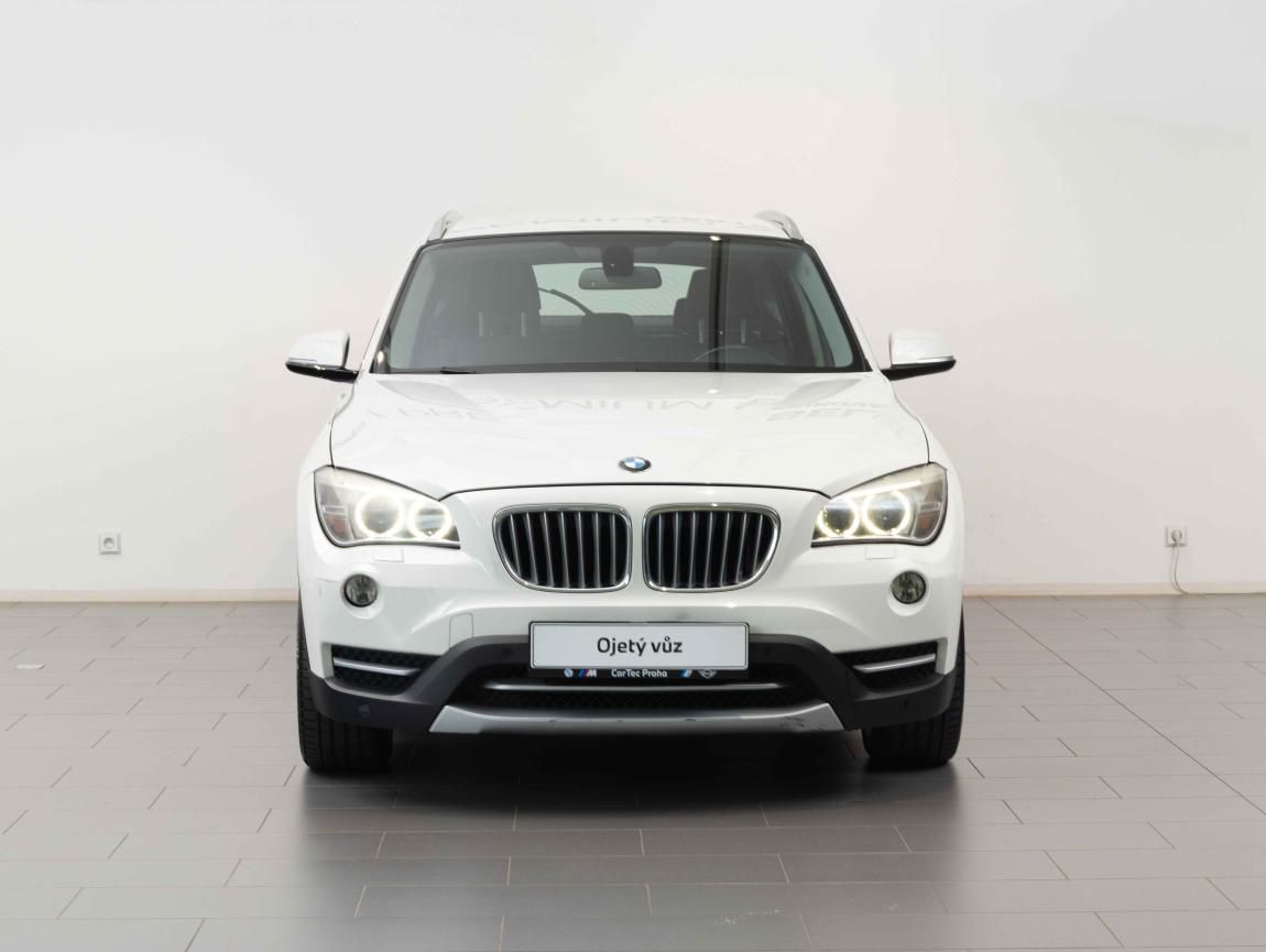 BMW X1, xDrive20d - fotka 3