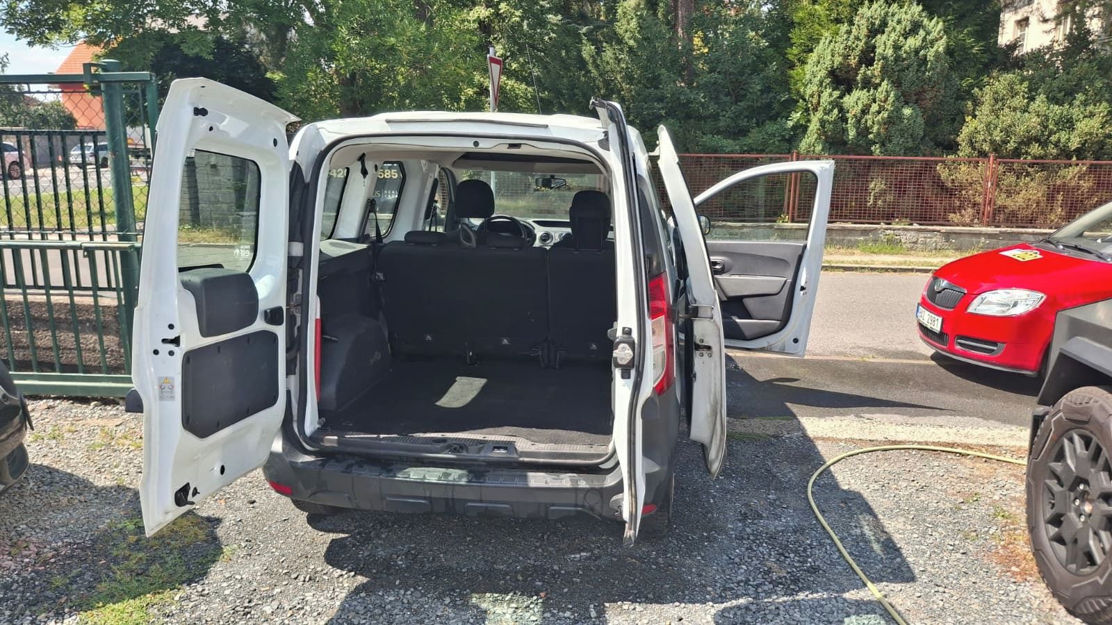 Dacia Dokker, na splátky všem 2018 BENZIN - fotka 2