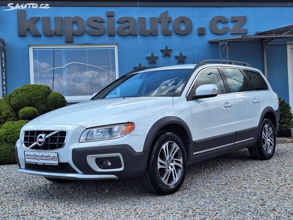 Volvo XC70, D5 AWD MANUÁL