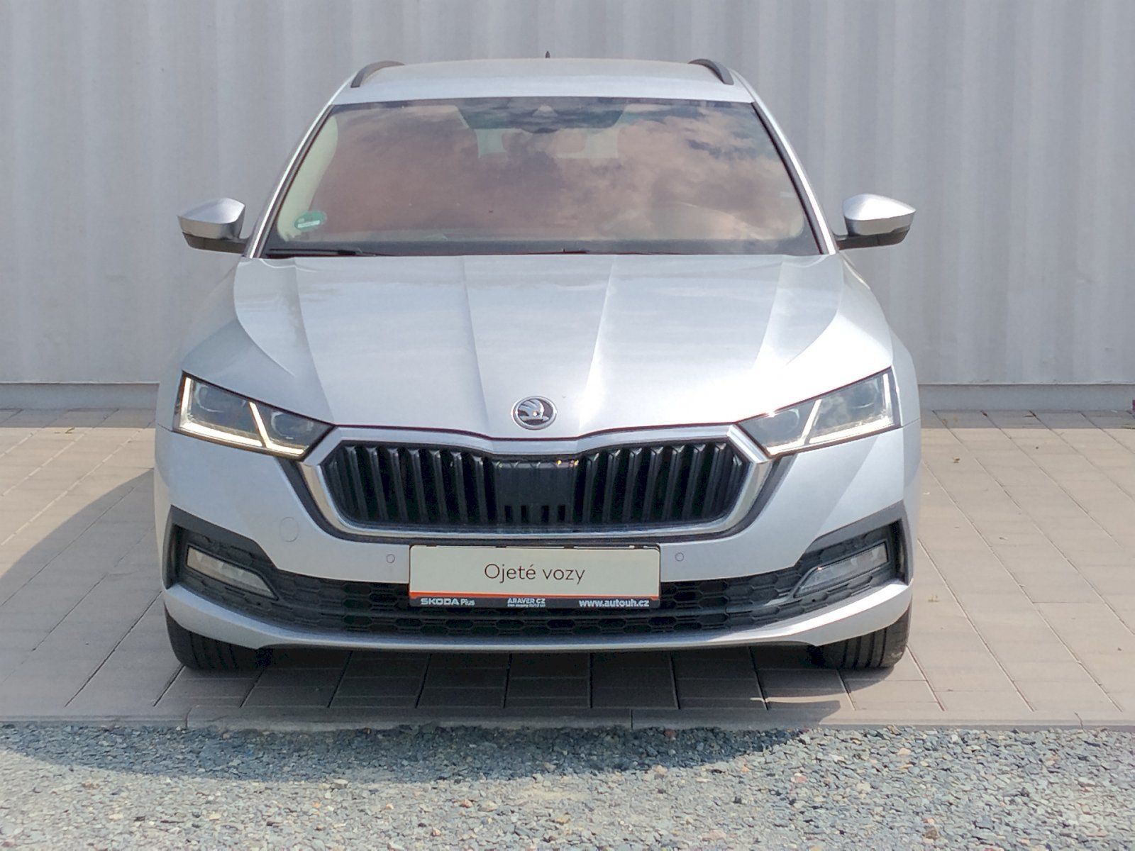 Škoda Octavia, 110kW Ambiente nezávislé topen - fotka 4