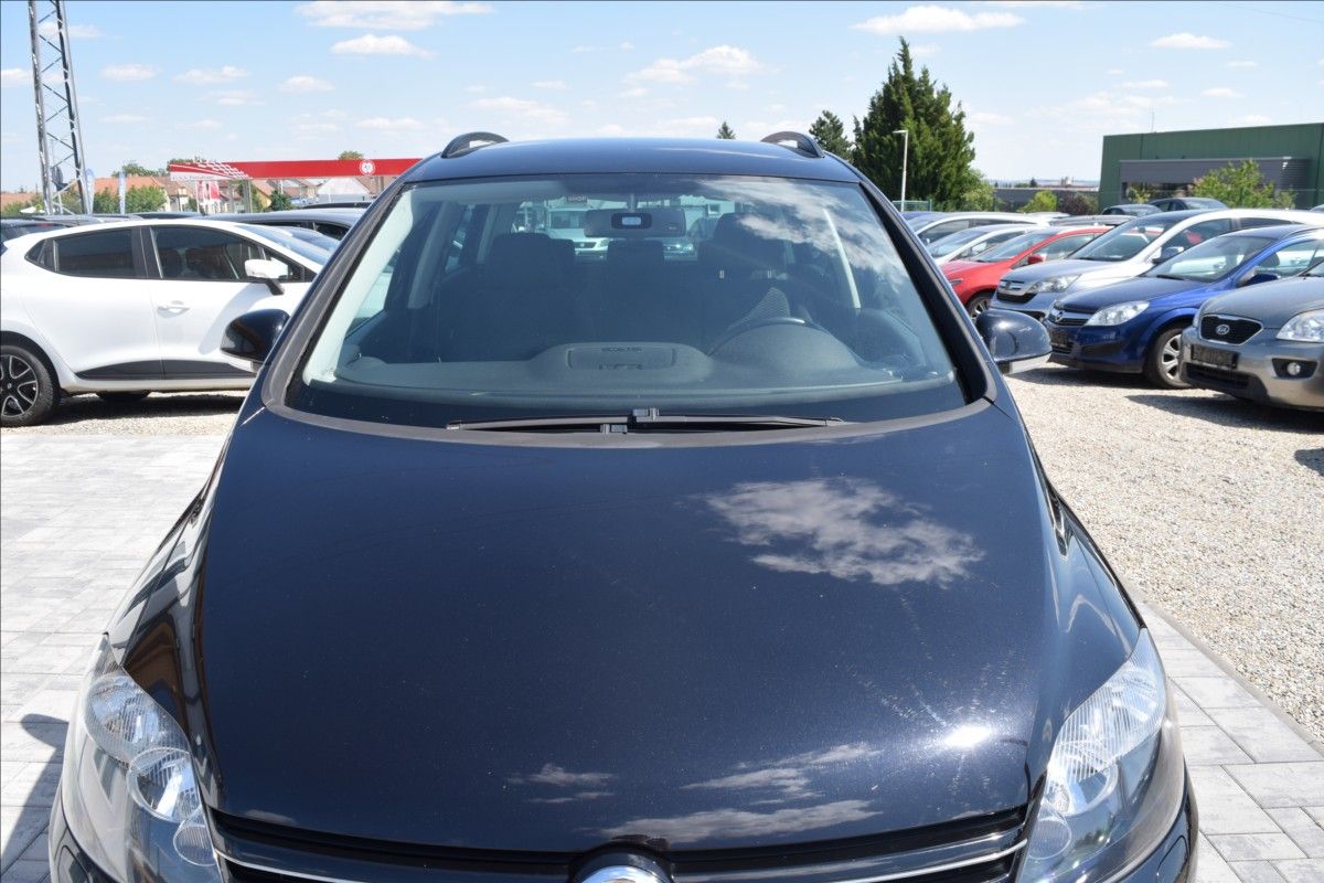 Volkswagen Golf Plus, 1,4 i 59KW VÝHŘEV NAVI ALU - fotka 3
