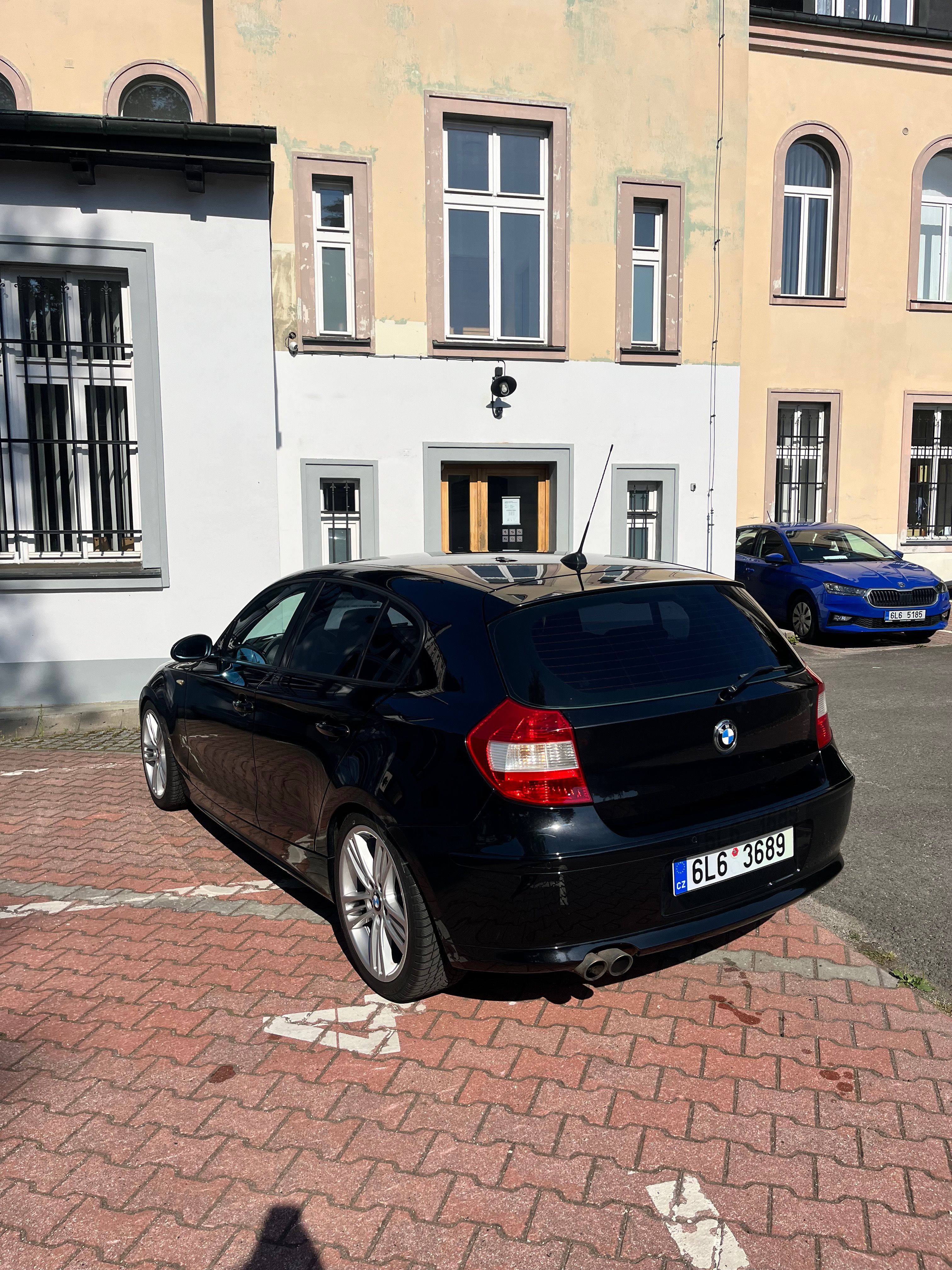 BMW Řada 1, BMW 130i - fotka 5
