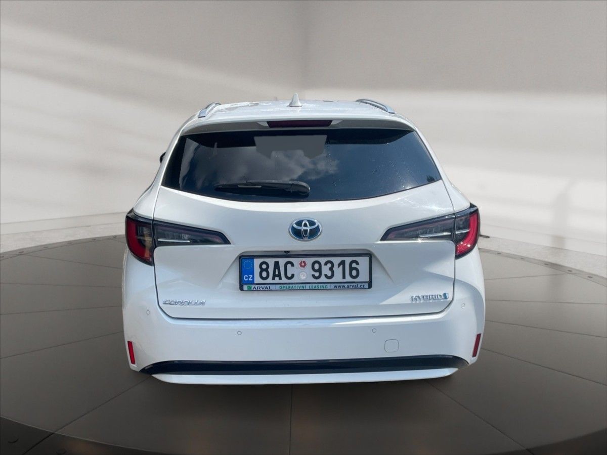 Toyota Corolla, 1,8 HEV Comfort AT - fotka 5