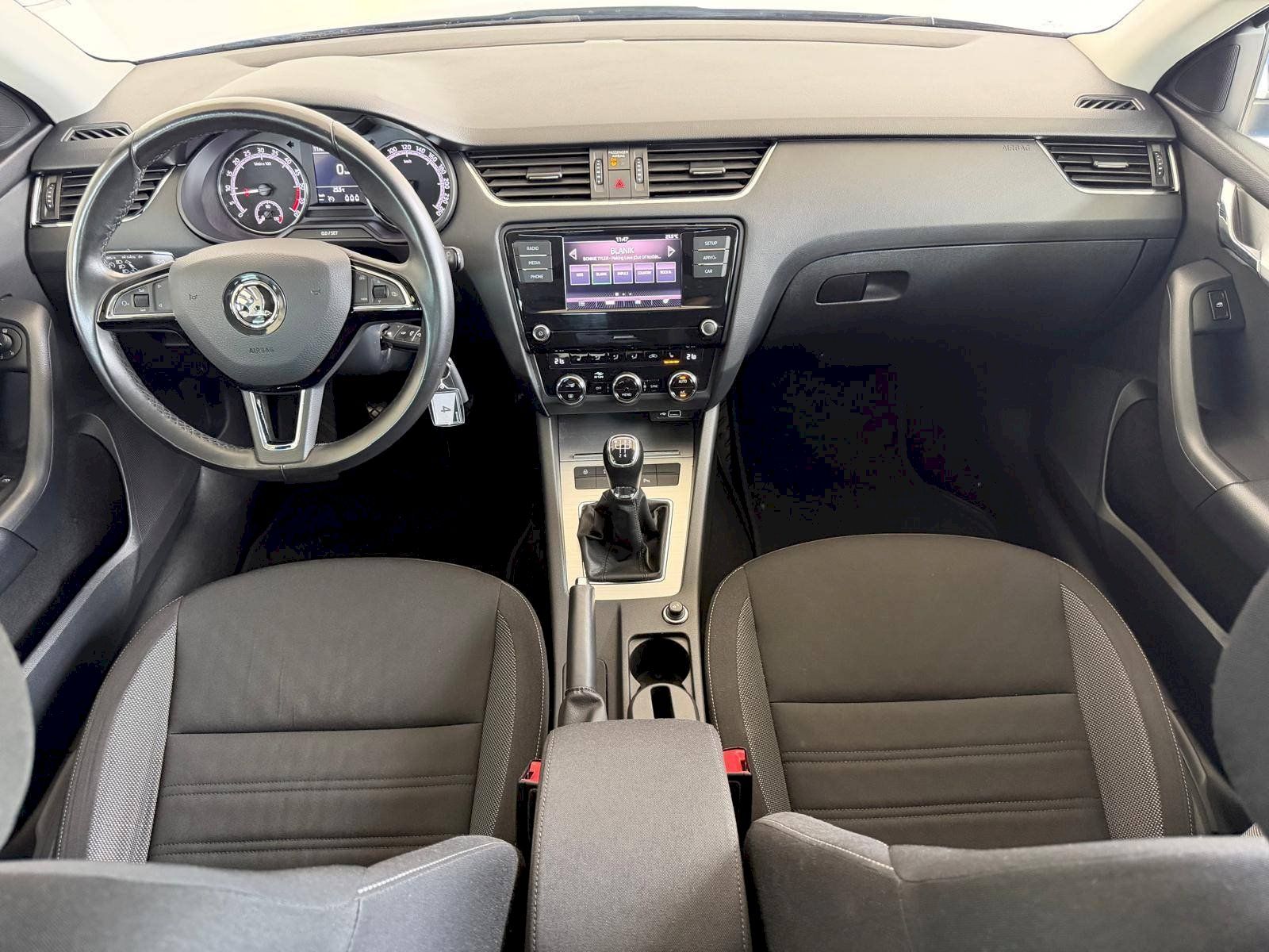 Škoda Octavia, 1.6 TDI 85 kW Ambition Plus - fotka 5
