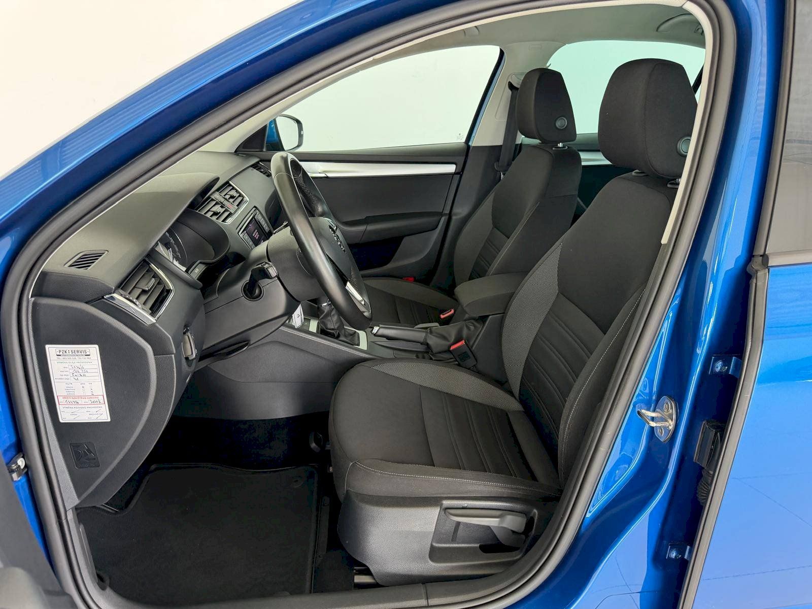 Škoda Octavia, 1.6 TDI 85 kW Ambition Plus - fotka 6