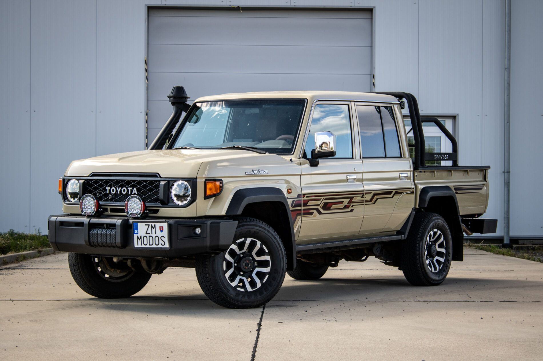 Toyota Land Cruiser