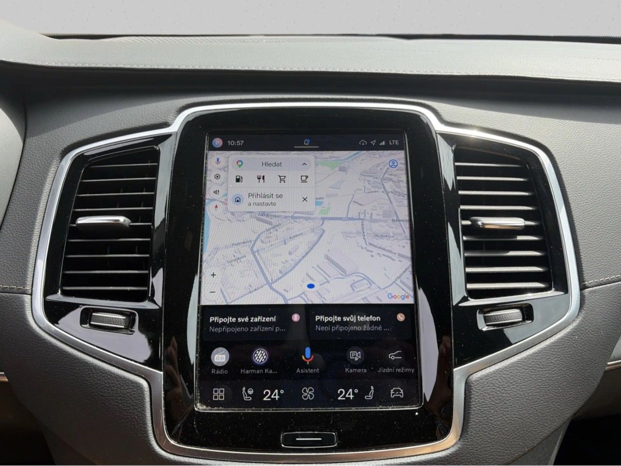 Volvo XC90, B5 AWD diesel Plus Bright Auto - fotka 5