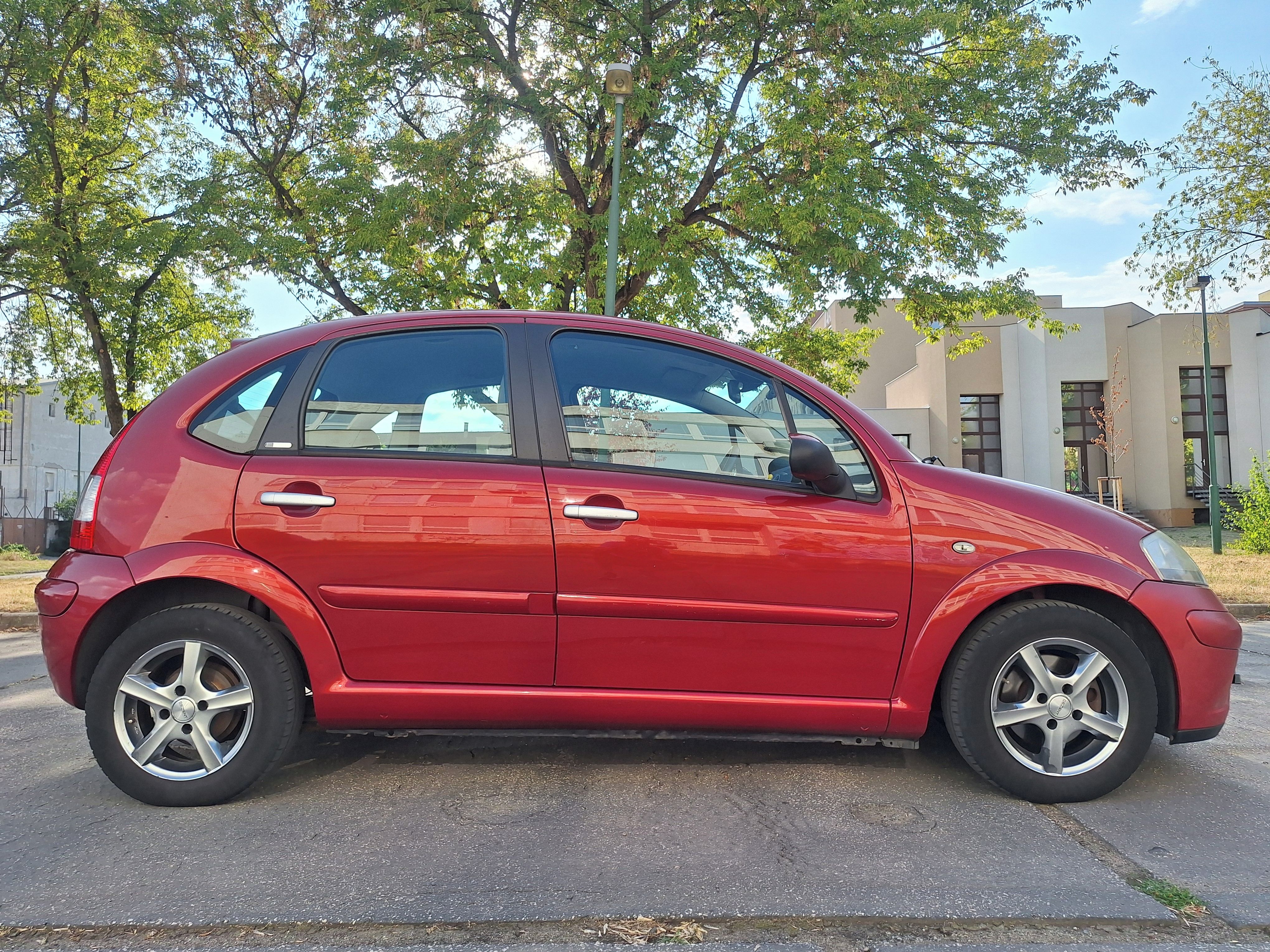 Citroën C3, Citroën C3 Exclusive 1.4 16V - fotka 3