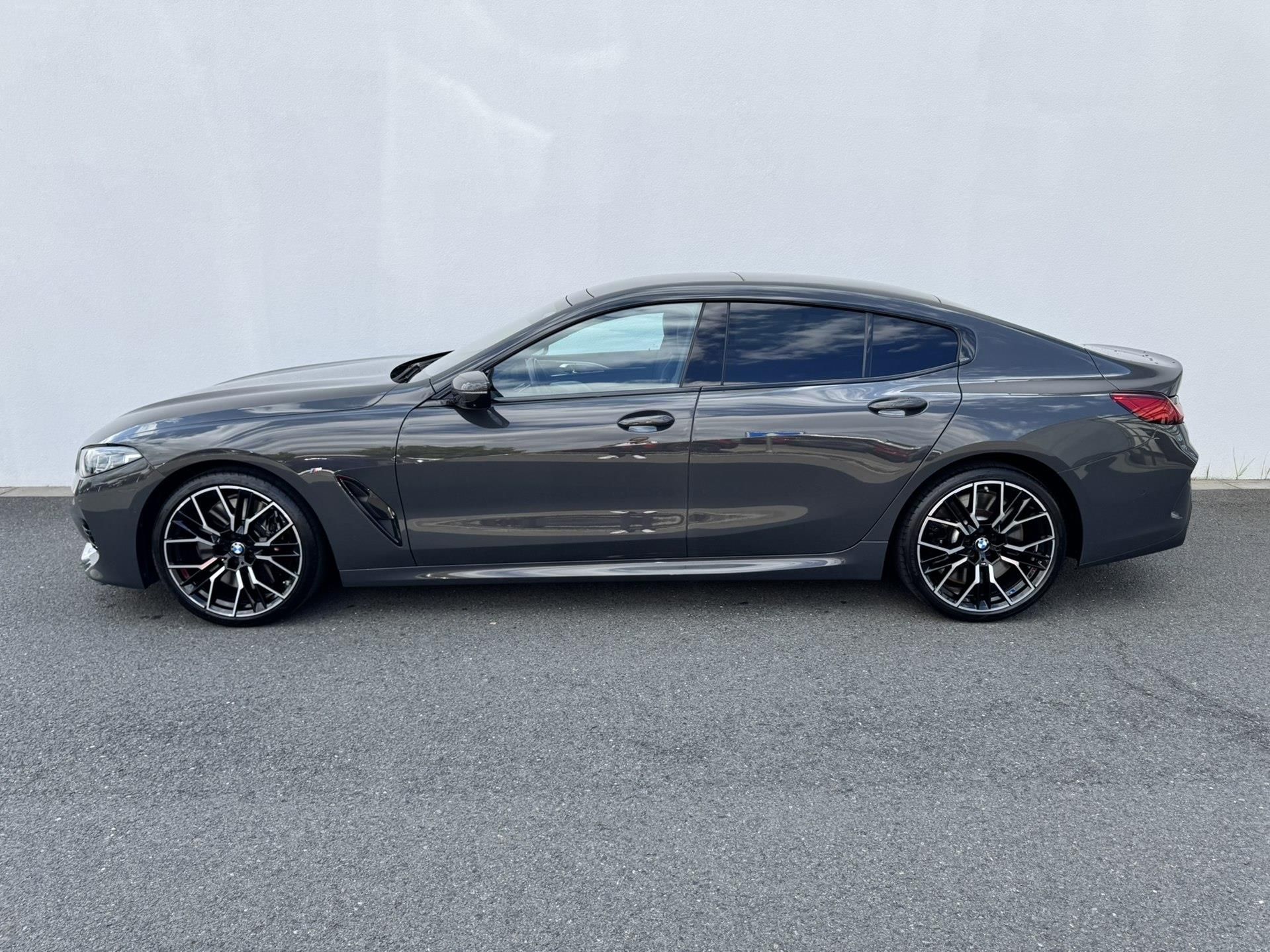 BMW Řada 8, M850i xDrive Gran Coupe - fotka 3