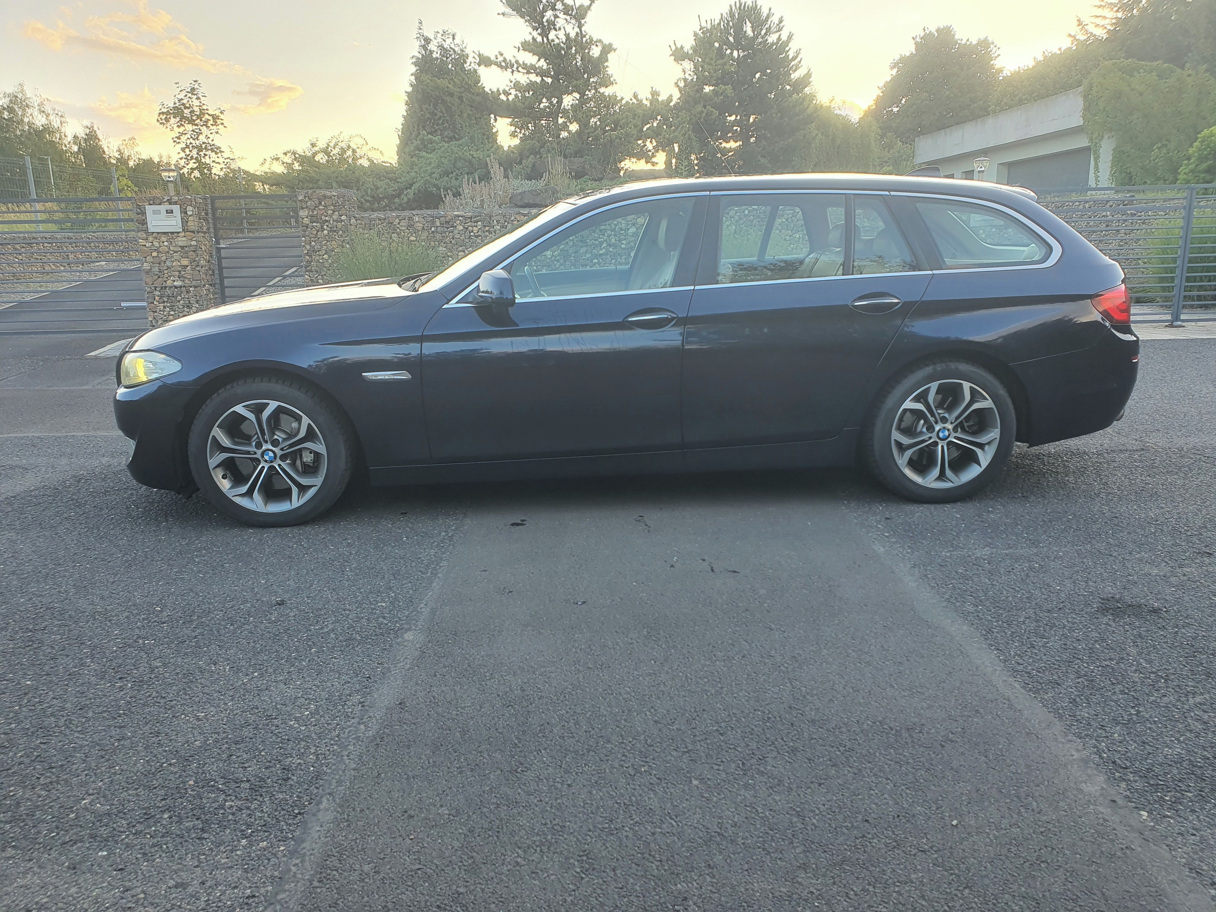 BMW Řada 5, BMW 525d velký servis - fotka 3