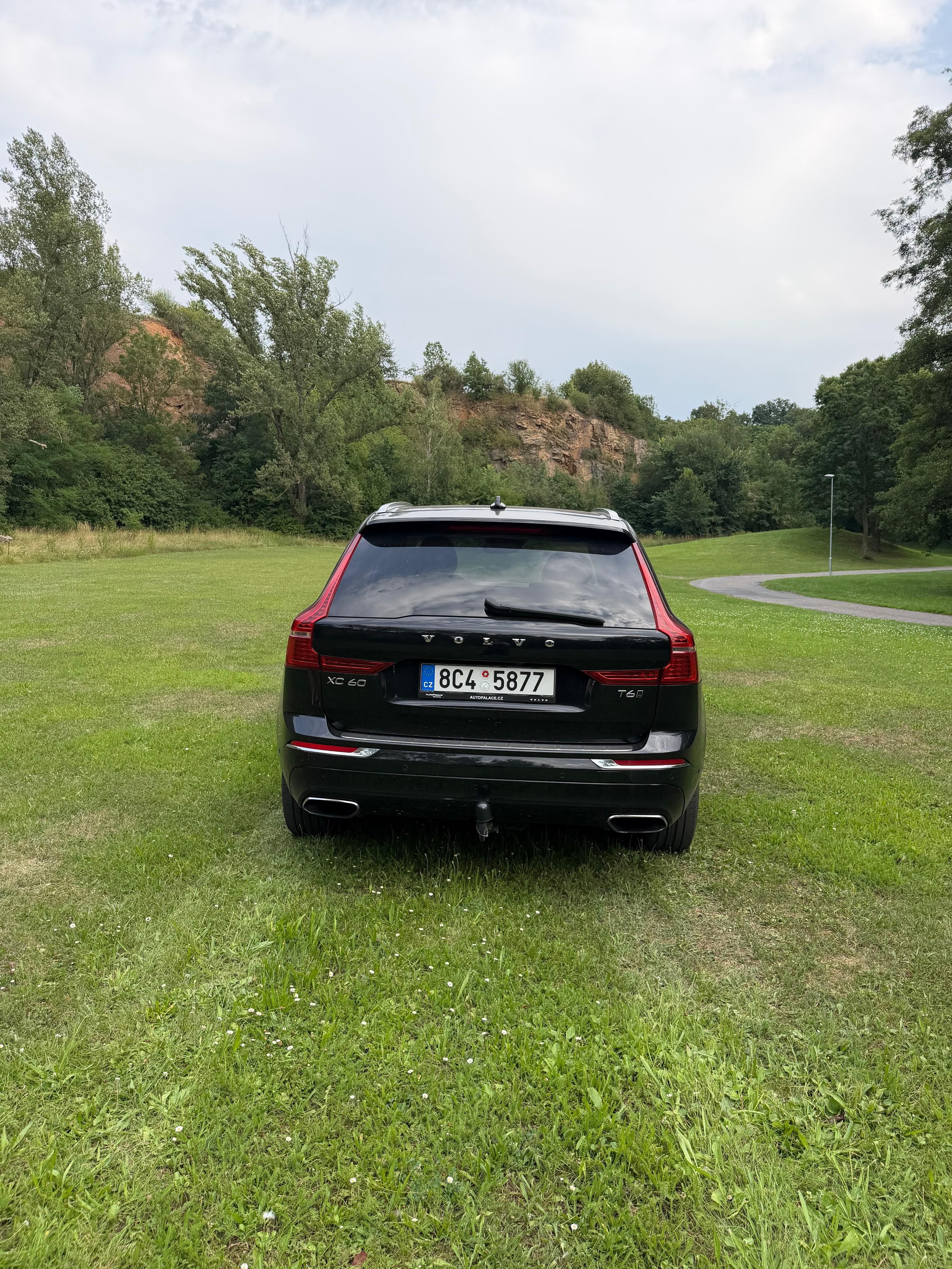 Volvo XC60, 2.0 T6 - fotka 4