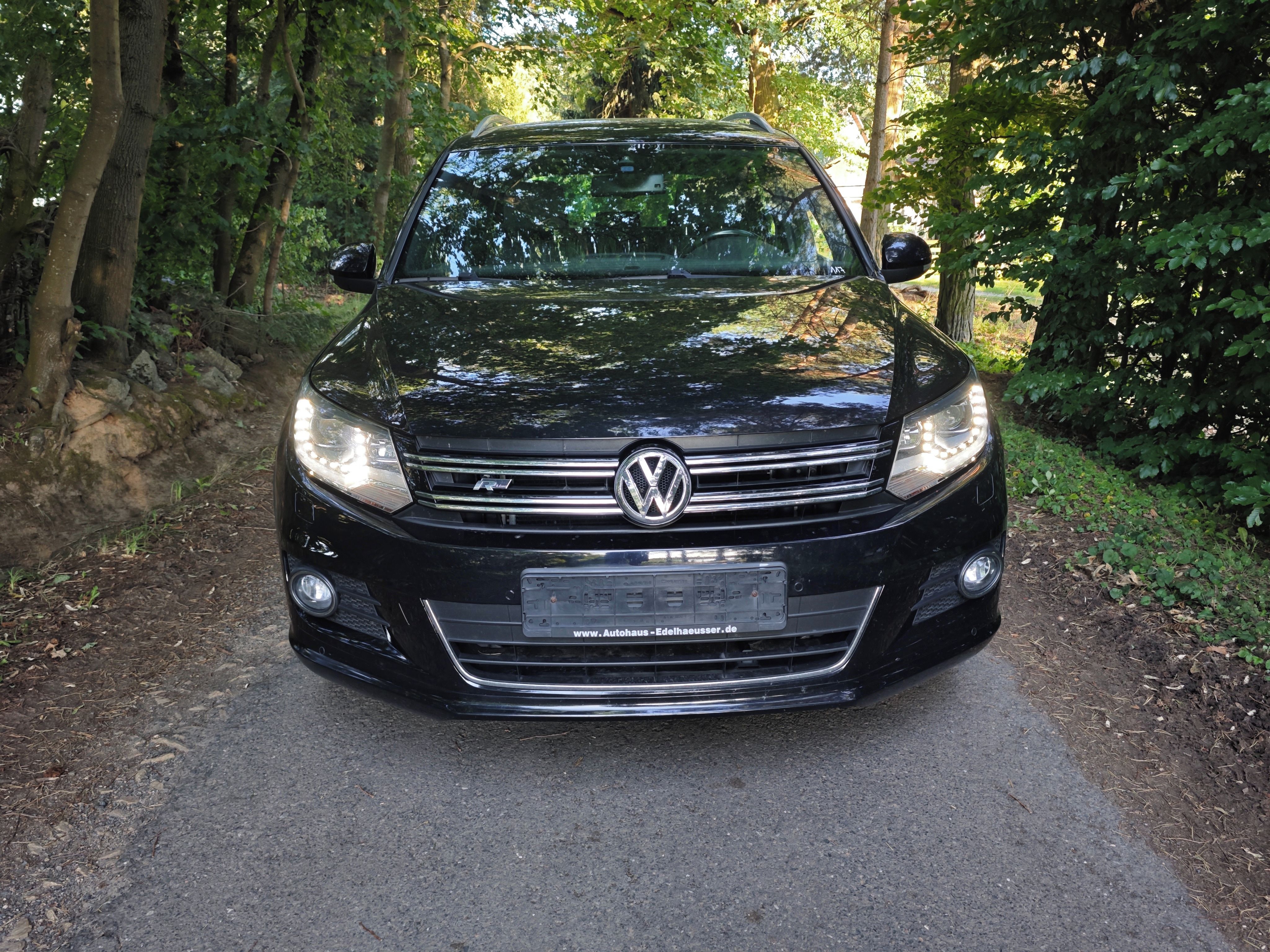 Volkswagen Tiguan, R-Line Lounge - fotka 3