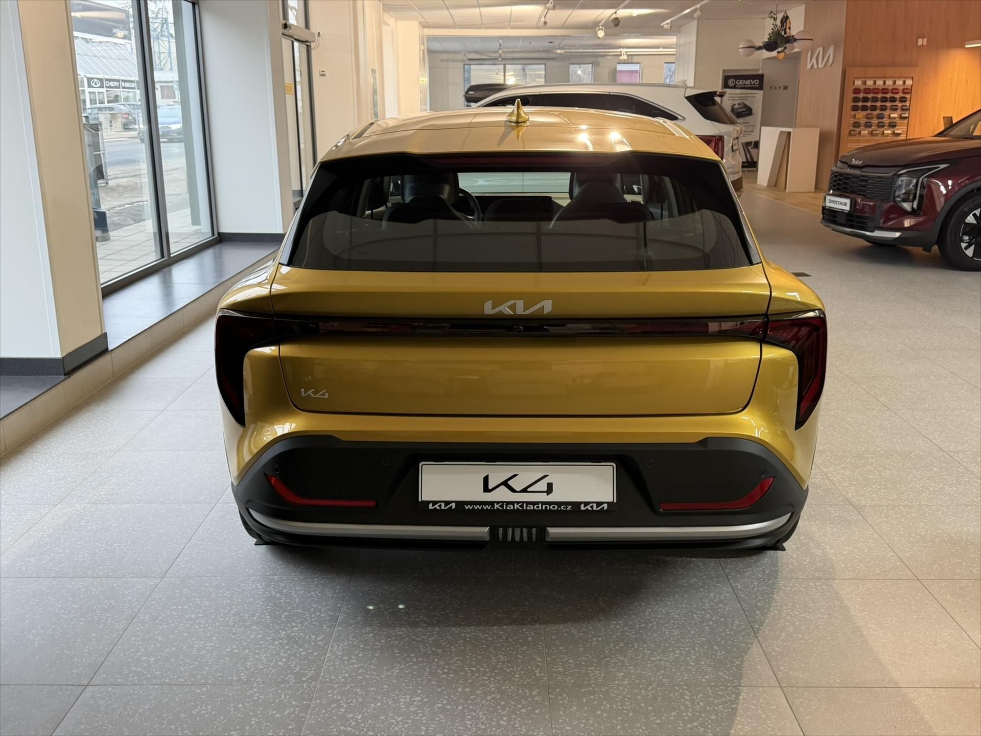 Kia K4, 1,0 T-GDi  7DCT Spin - fotka 5