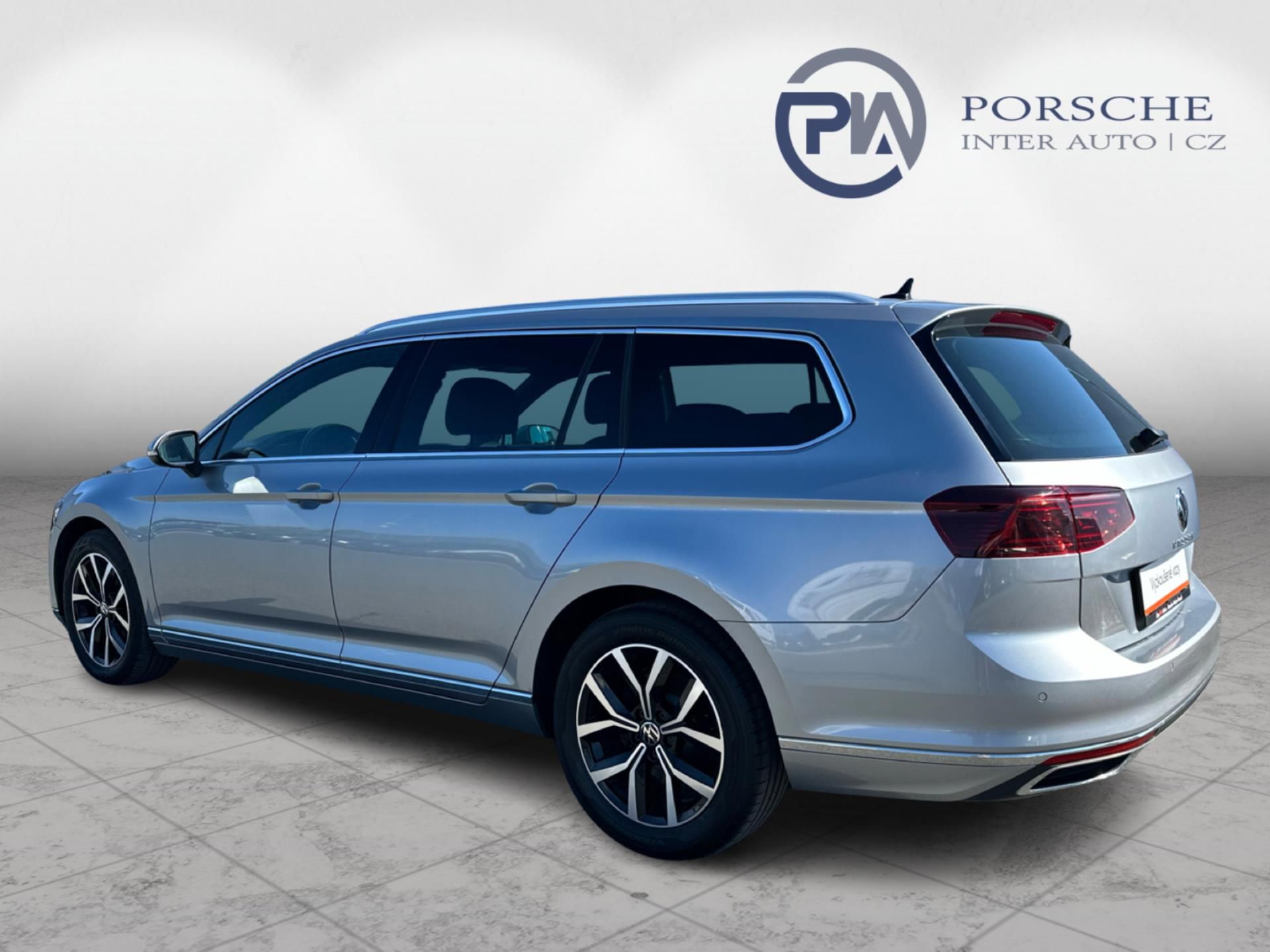 Volkswagen Passat, Elegance 2.0 TDI 110 kW DSG Va - fotka 4