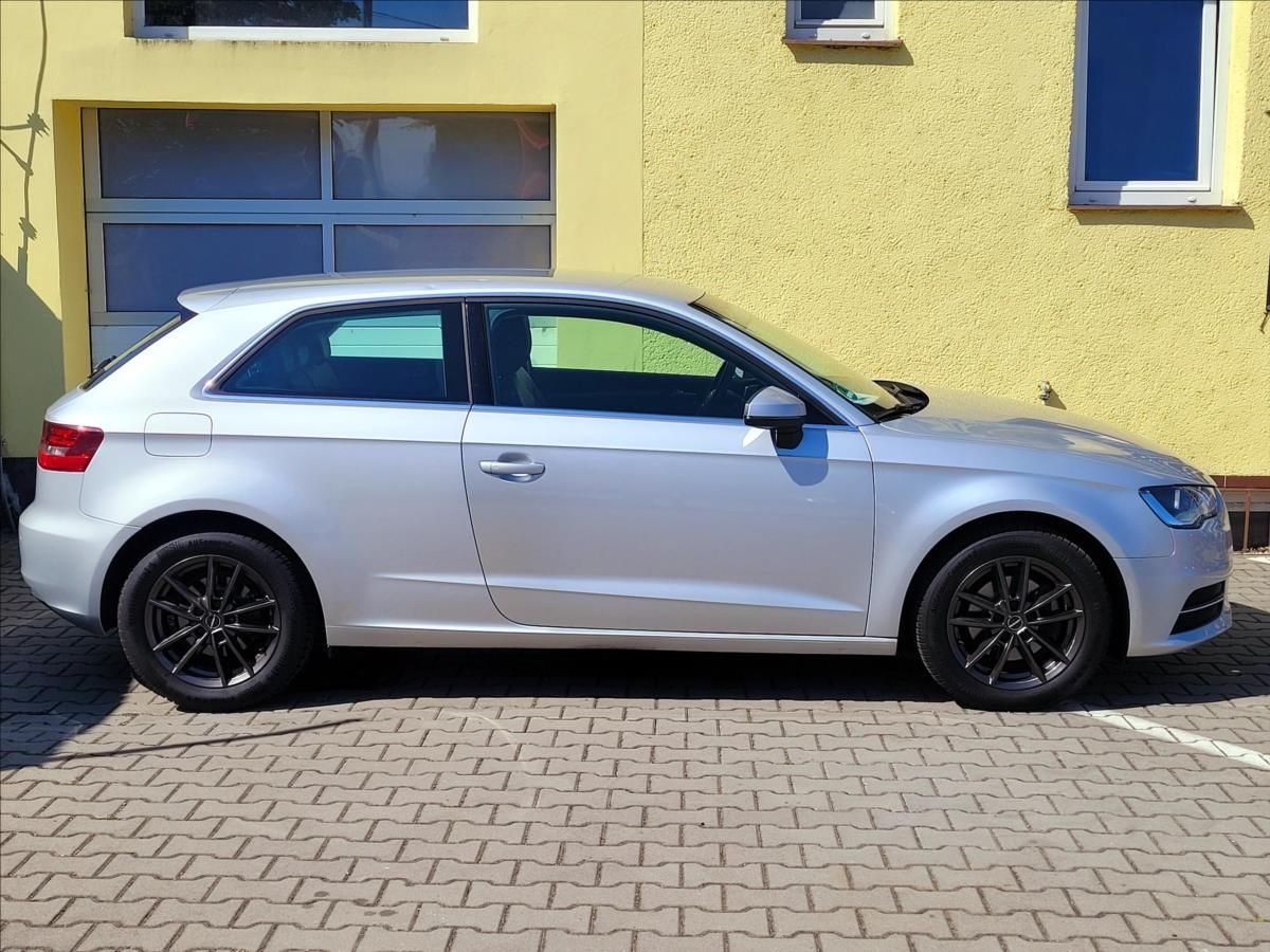 Audi A3, 1,4 TFSi S-tron, ROZVODY,SERV - fotka 6