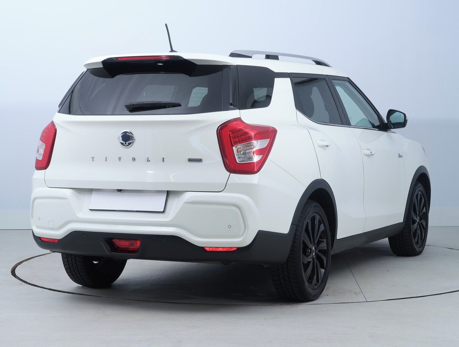 SsangYong Tivoli, 1.5 T-GDI, Automat, Serv.kniha - fotka 5