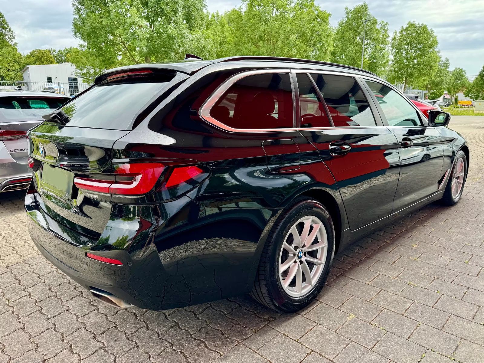 BMW Řada 5, xDrive, Tažné - fotka 4