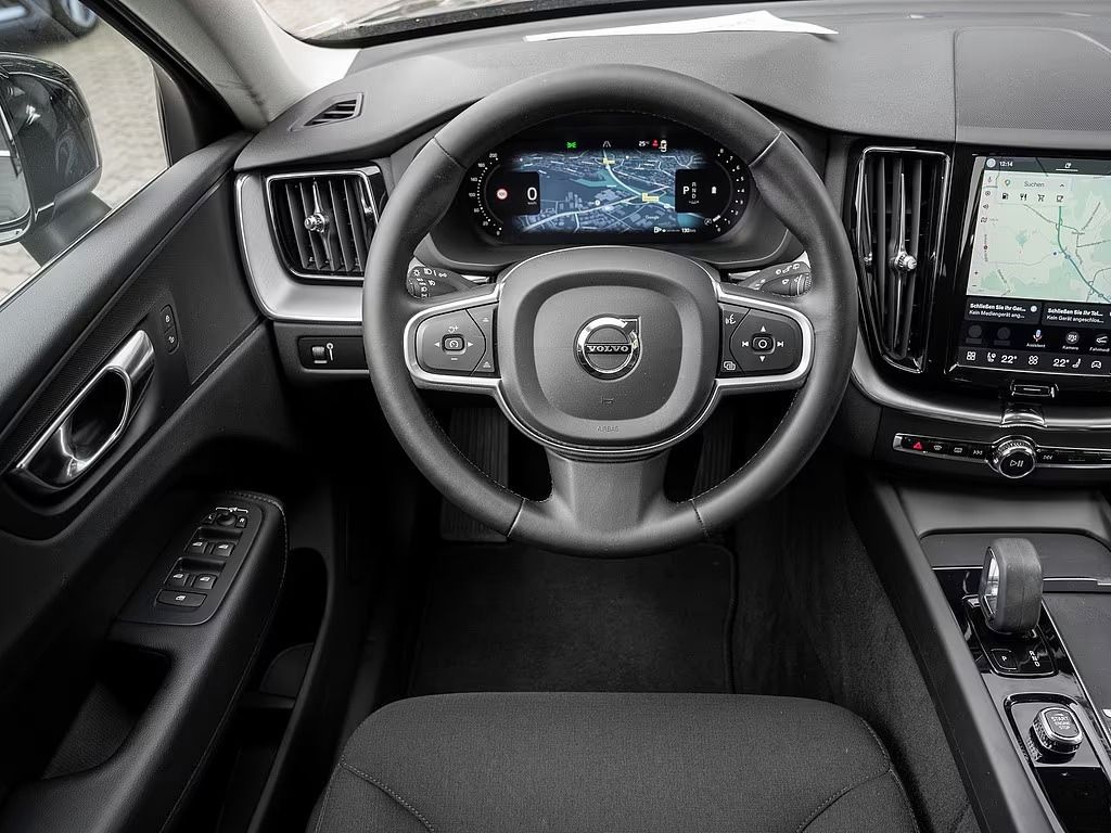 Volvo XC60, B5 2.0 Momentum Pro*Navi*Led* - fotka 5