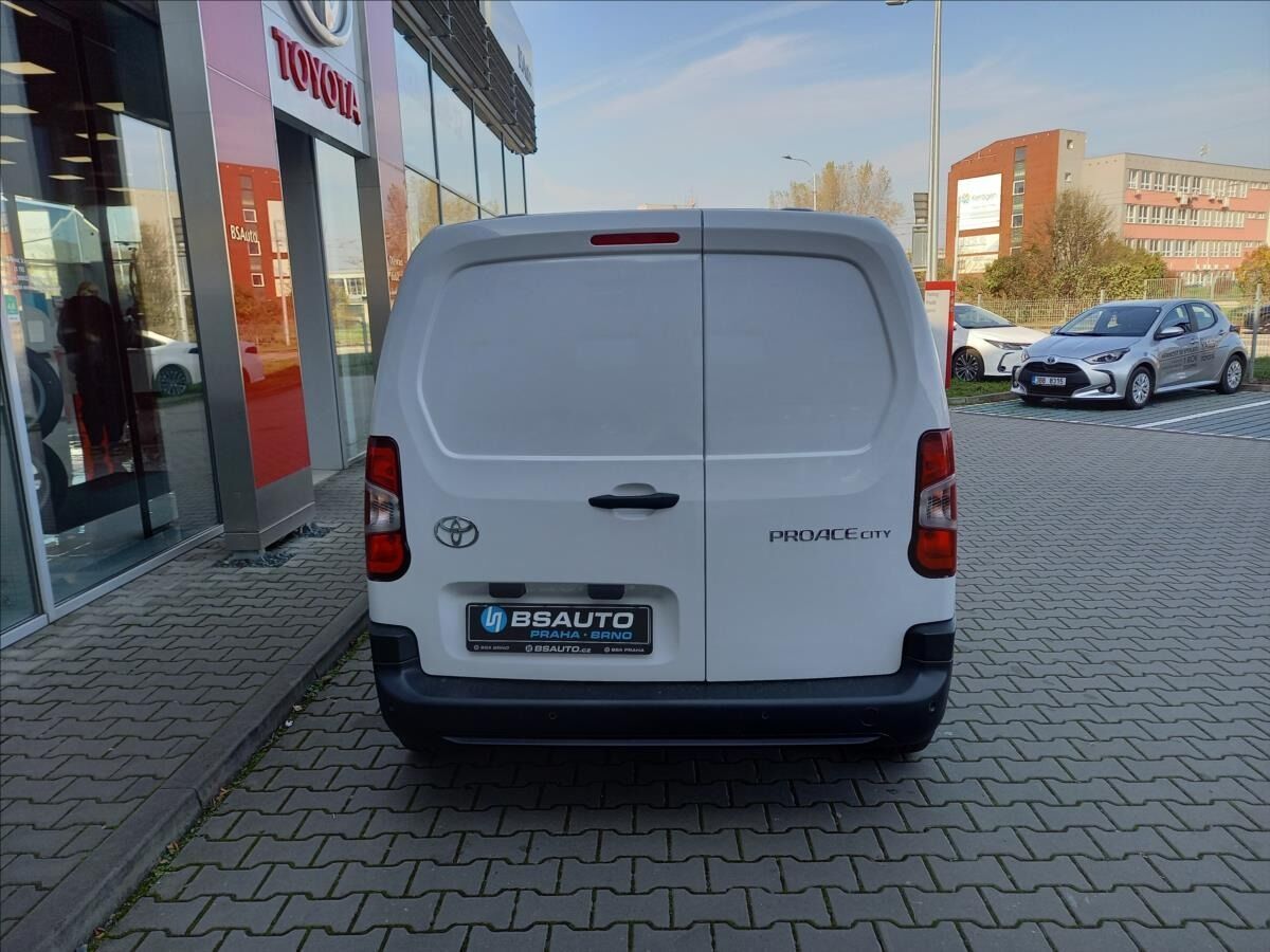 Toyota Proace City, 1,5 L1 Active Multimedia  1,5D - fotka 5
