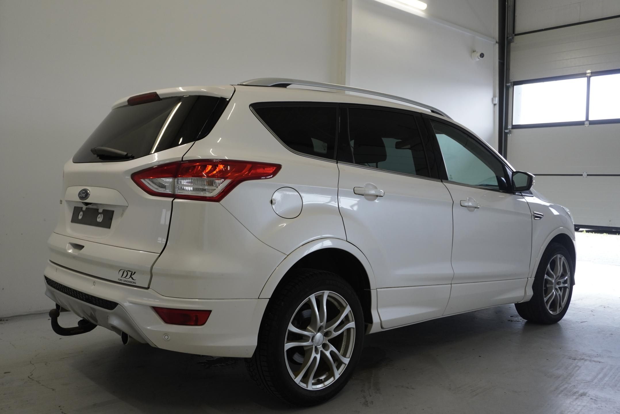 Ford Kuga, 2.0 TDCI 132kW TITANIUM 4X4 - fotka 5