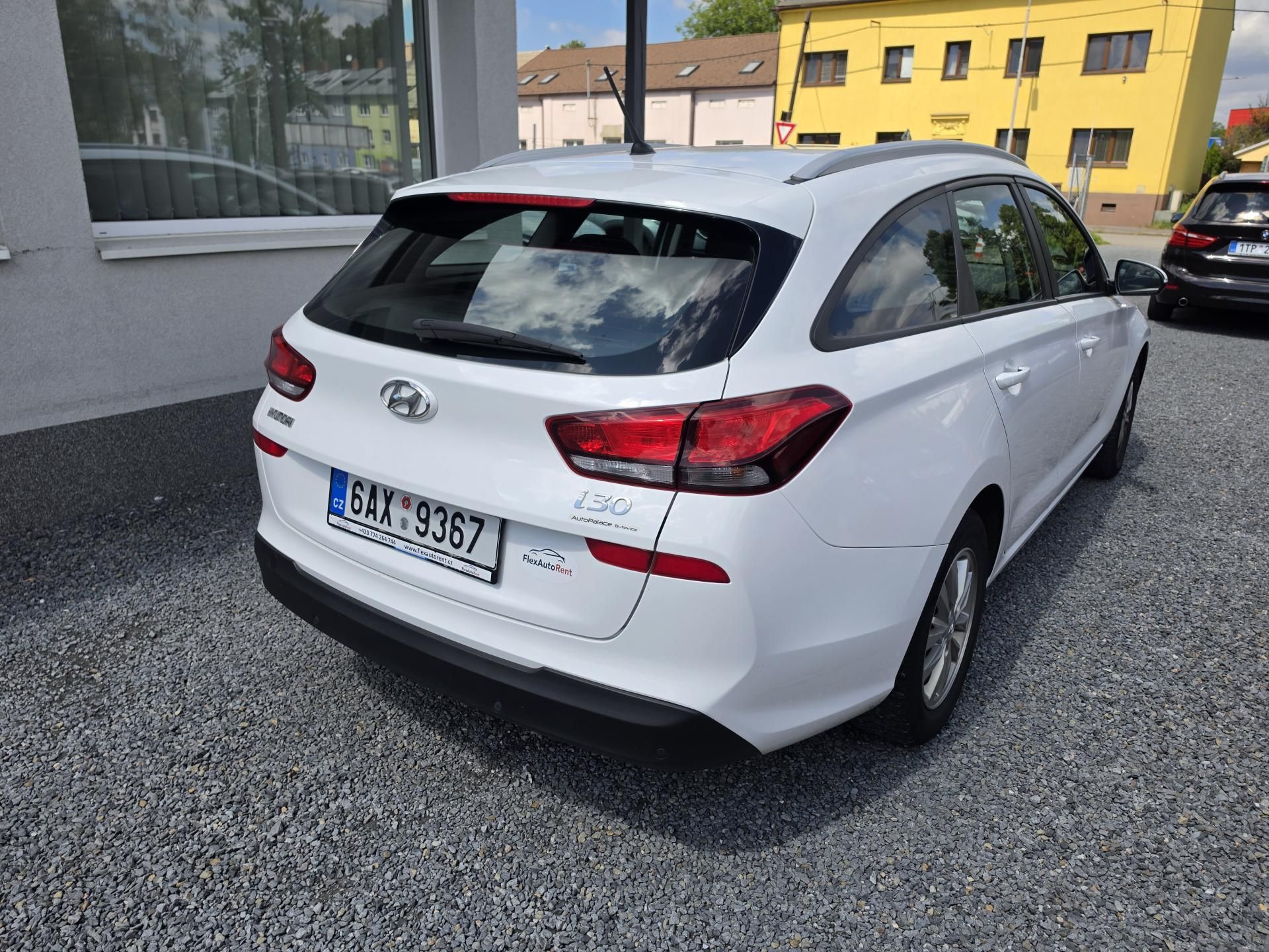Hyundai i30, 1.4i - fotka 4