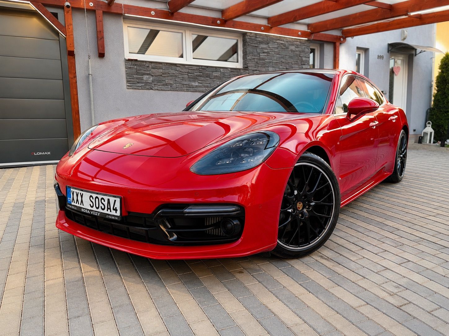 Porsche Panamera - fotka 3