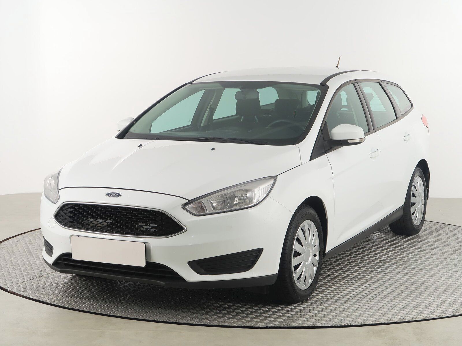 Ford Focus, 1.6 i, Serv.kniha, Klima - fotka 2
