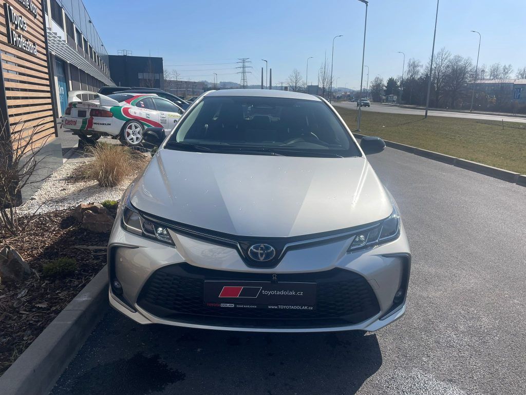Toyota Corolla, 1.8 Hybrid 140k Comfort Tech - fotka 2