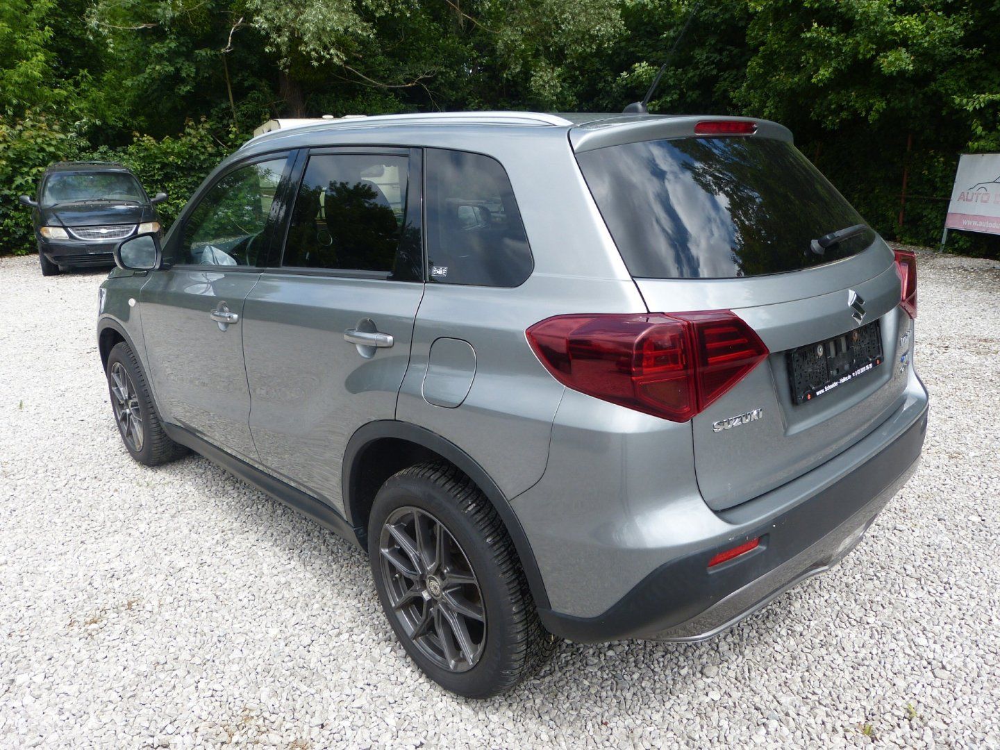 Suzuki Vitara, 1.4 Booster Jet Hybrid  4x4 - fotka 4