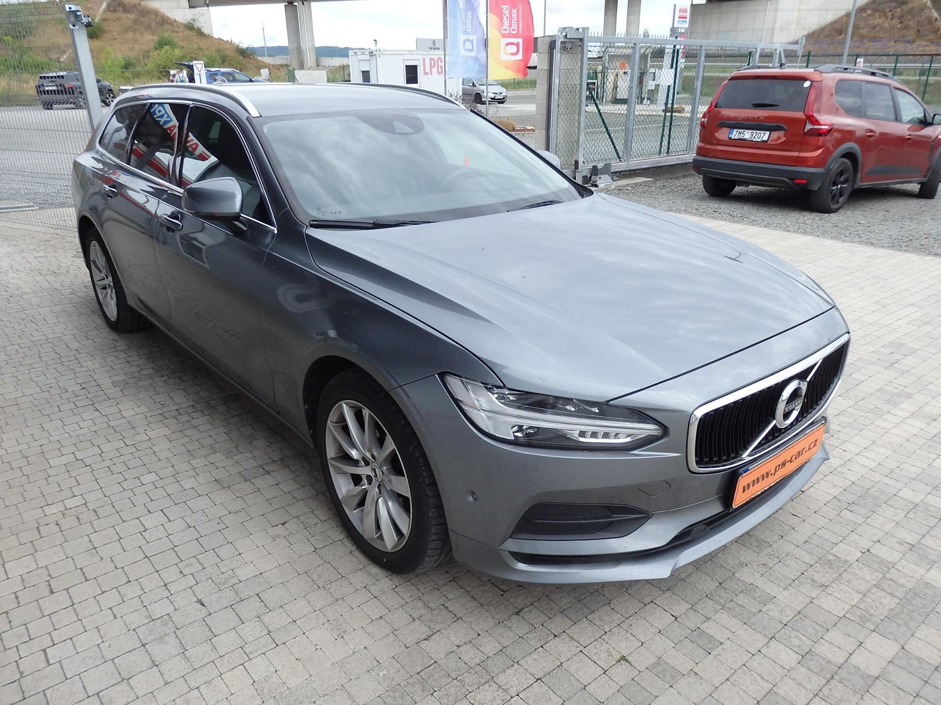 Volvo V90, 2.0 D5 AWD NAVIGACE - fotka 3
