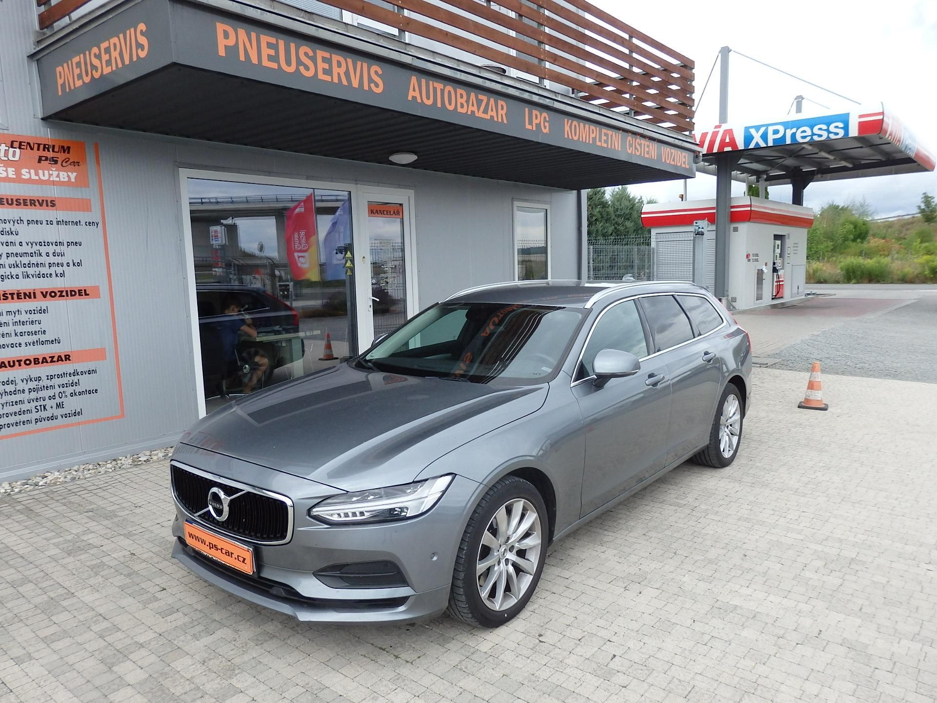 Volvo V90, 2.0 D5 AWD NAVIGACE