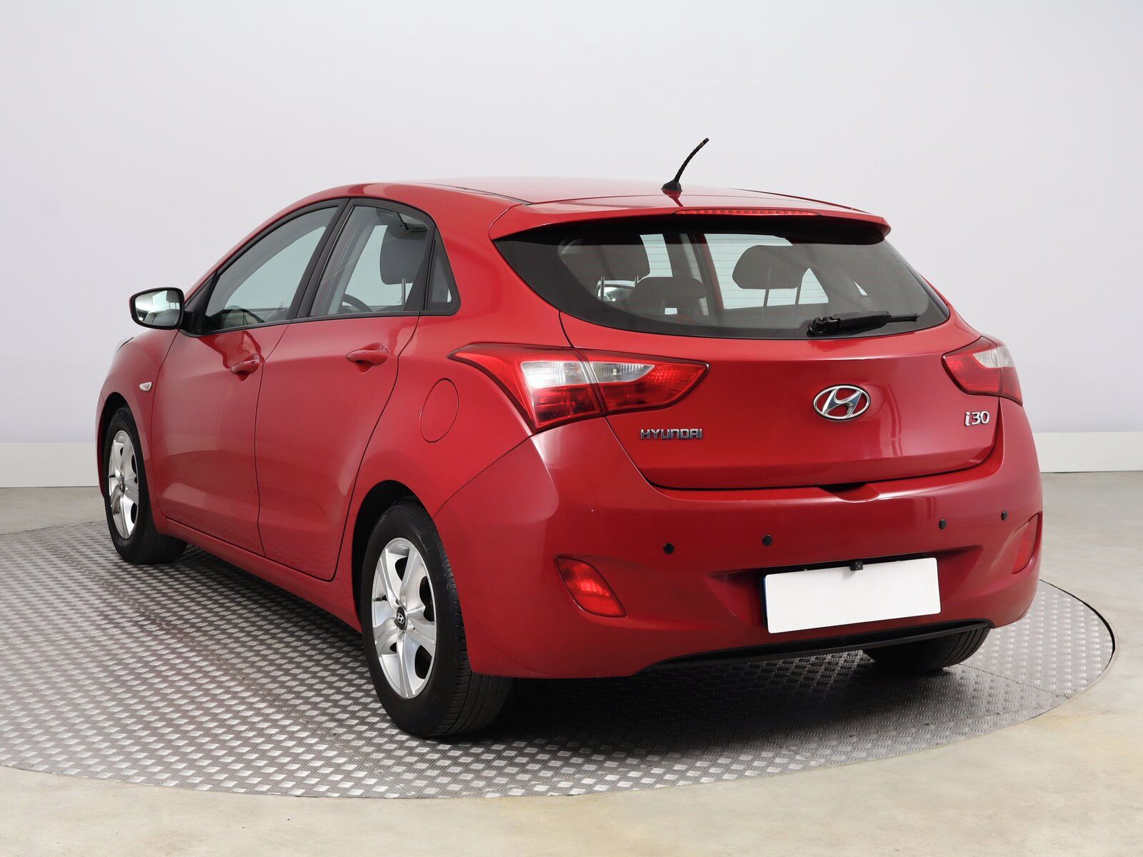 Hyundai i30, 1.4 CVVT, ČR,1.maj, Serv.kniha - fotka 4