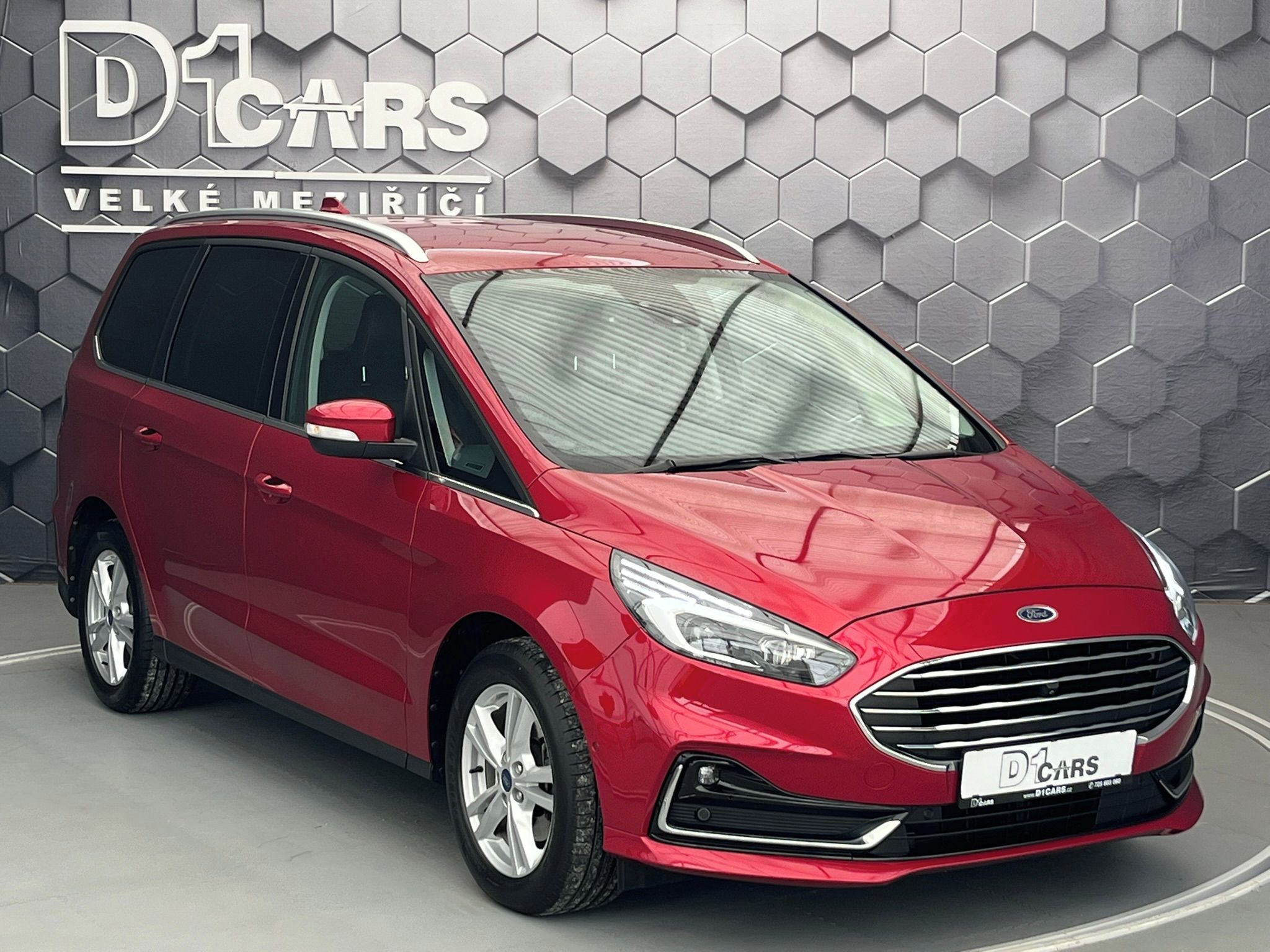 Ford Galaxy, 2.5 HEV TITANIUM 7 míst - fotka 6