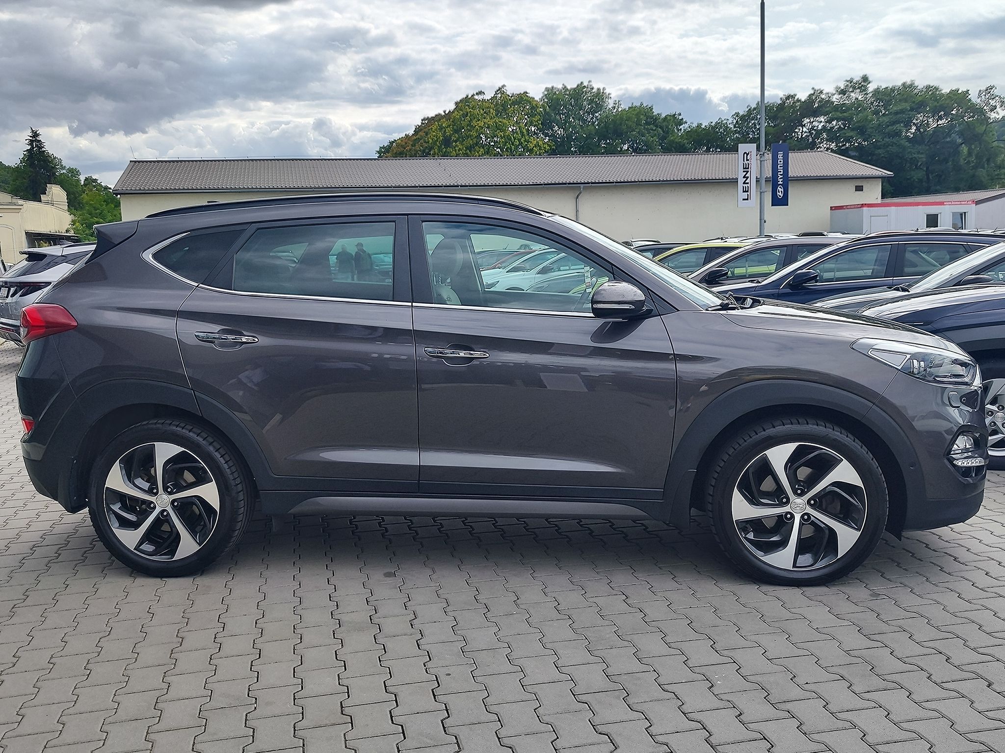 Hyundai Tucson, 2.0 CRDI/136kW Premium DCT 4x4 - fotka 4