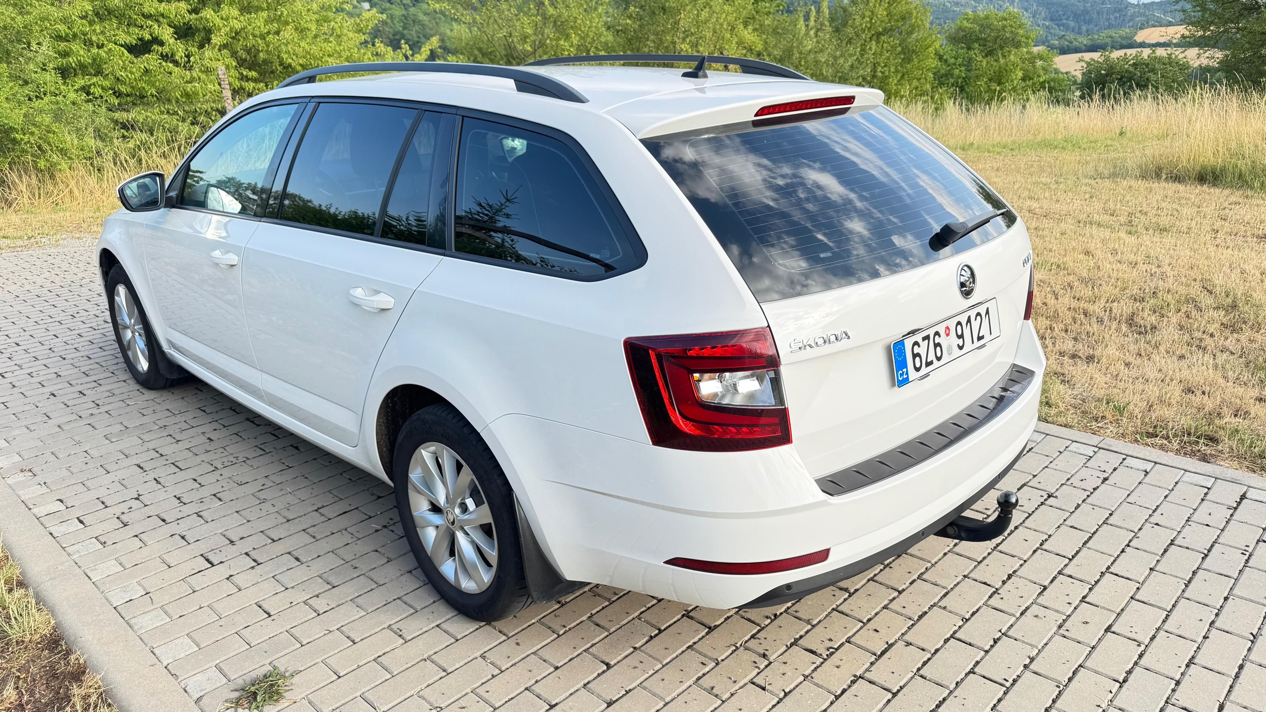 Škoda Octavia, 2.0TDi 110kW AMBITION+ CZ - fotka 4