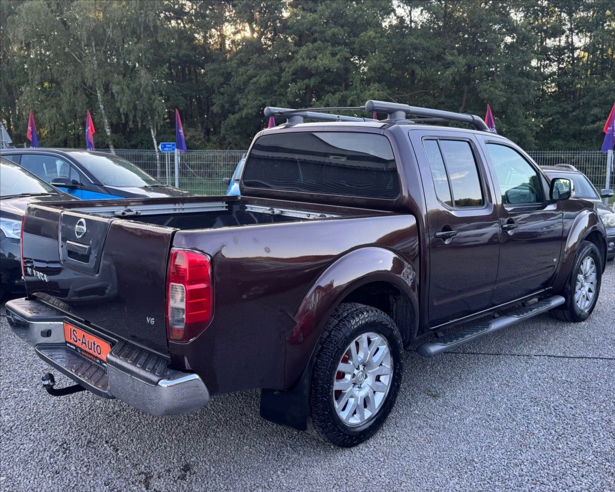 Nissan Navara, 3,0 V6 DCi DOUBLE CAB - fotka 4