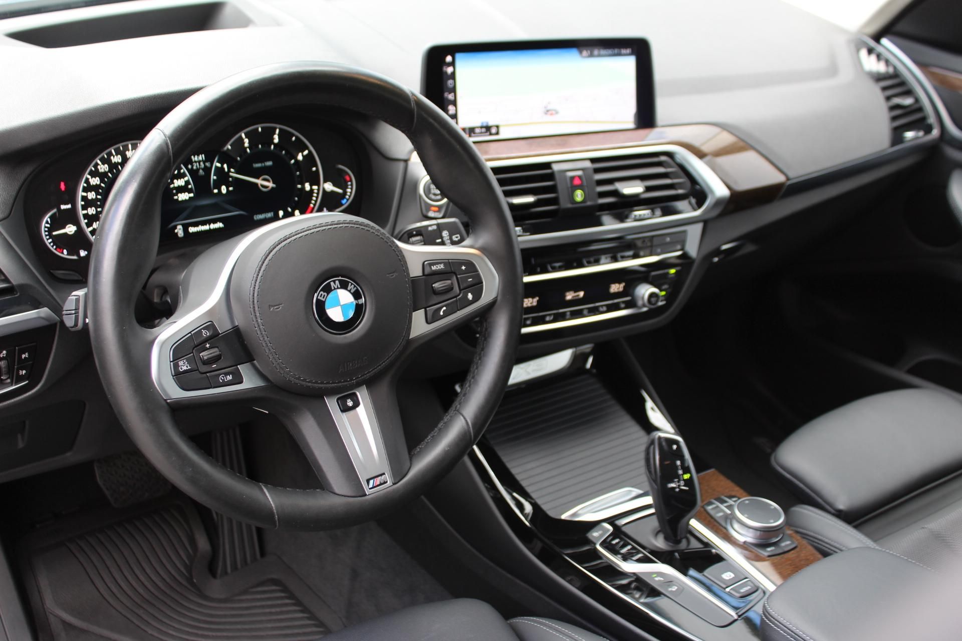 BMW X3, xDrive20d - fotka 4
