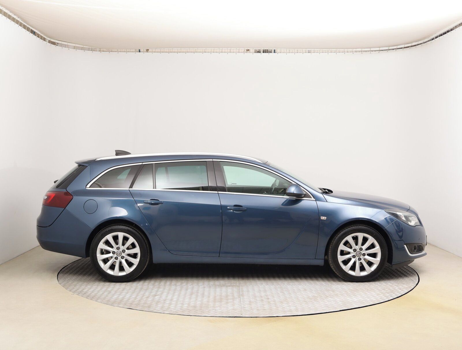 Opel Insignia, 2.0 CDTI, Automat, Navi - fotka 6