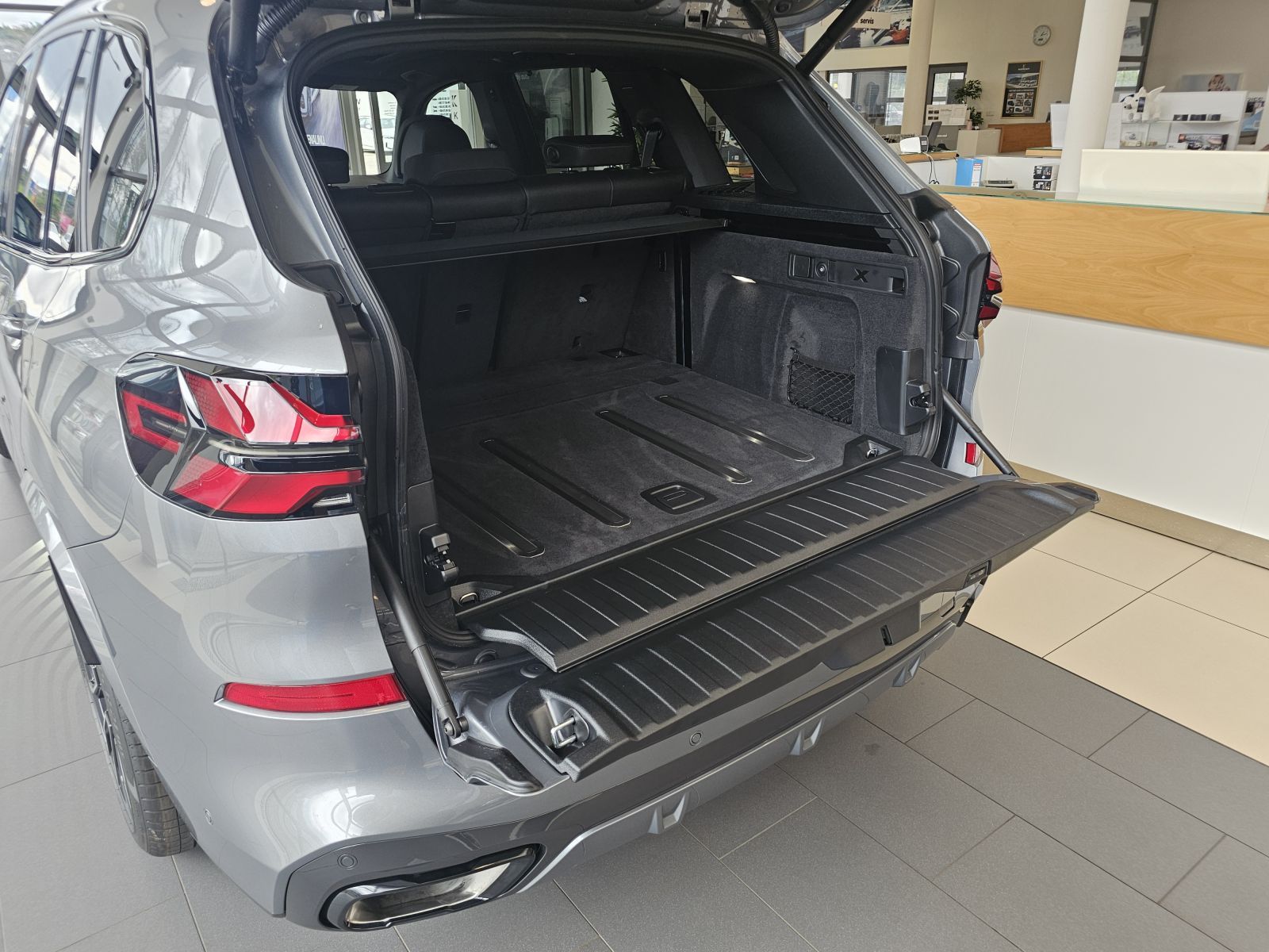 BMW X5, xDrive30d M sport - fotka 6