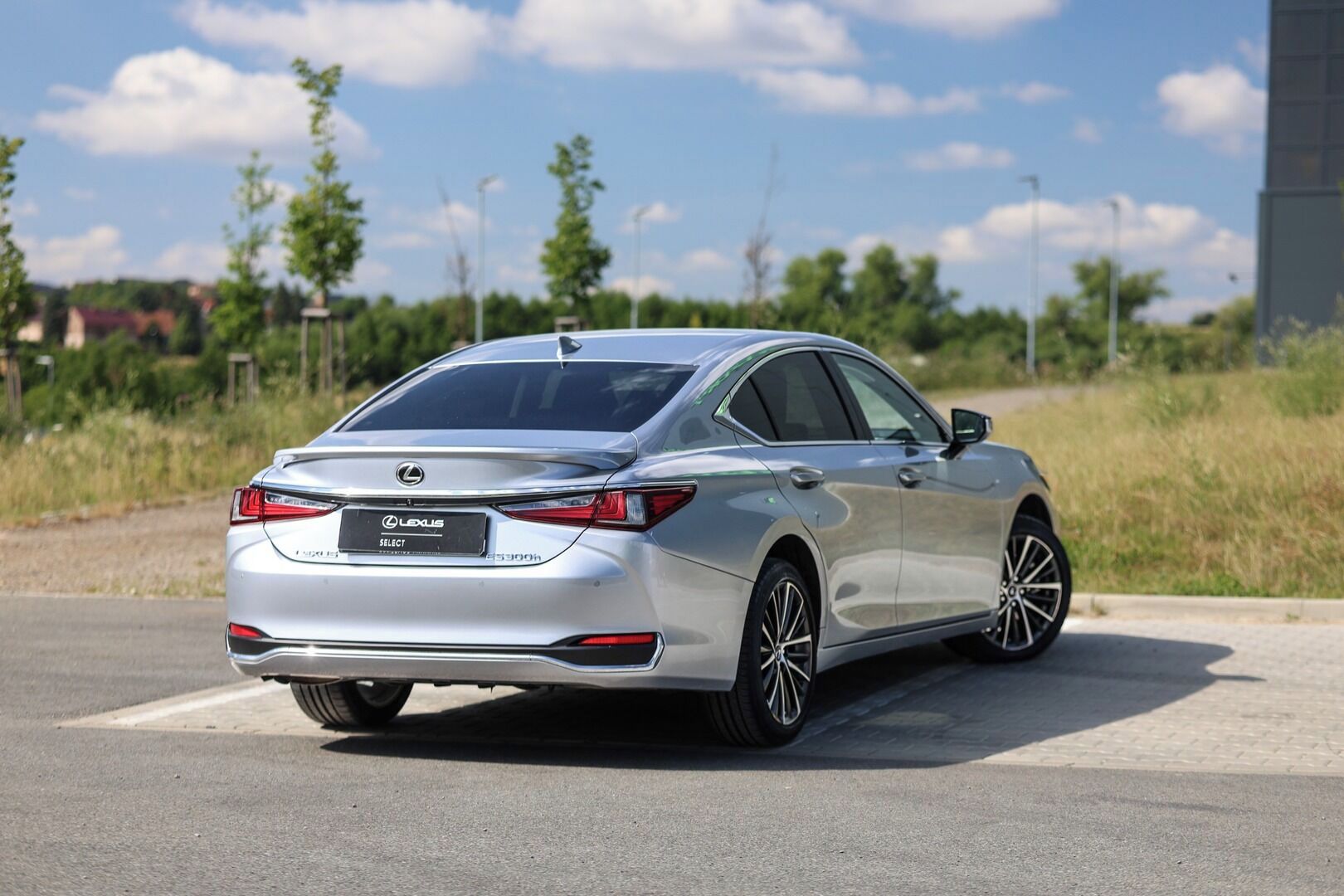 Lexus ES 300h, 300H 2,5 HEV BUSINESS EDITION - fotka 4